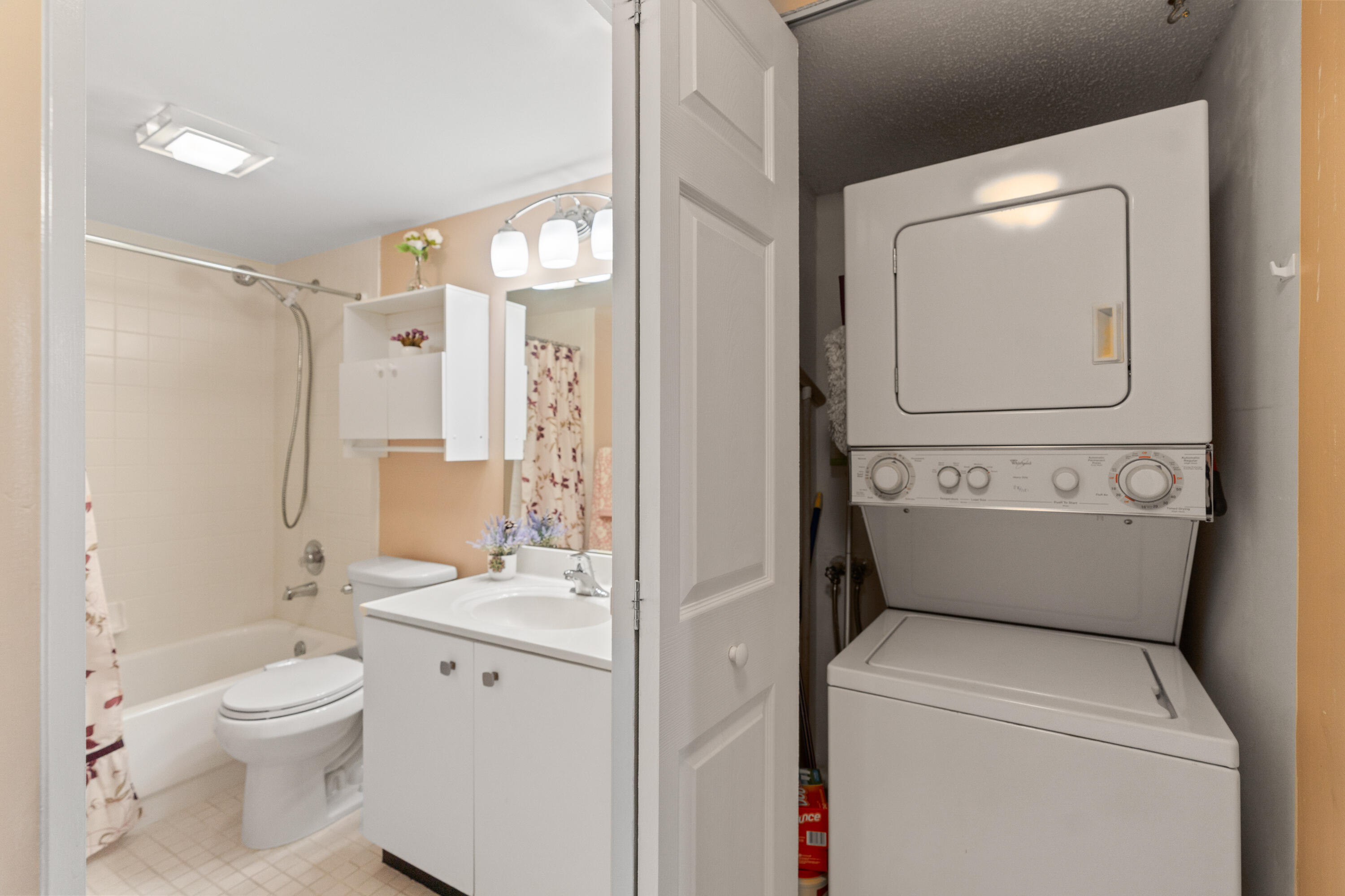 IVANHOE EAST AT CENTURY VILLAGE - Residential