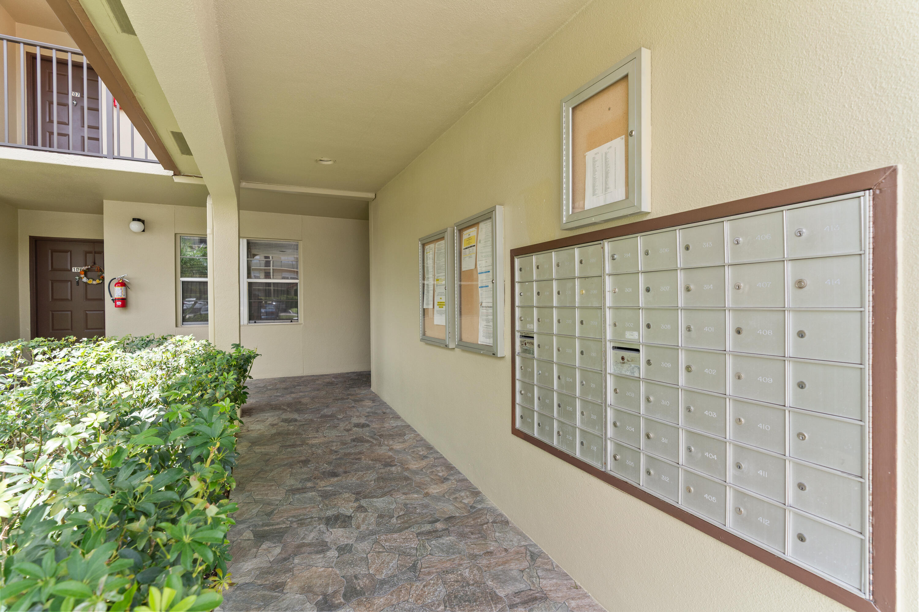 IVANHOE EAST AT CENTURY VILLAGE - Residential