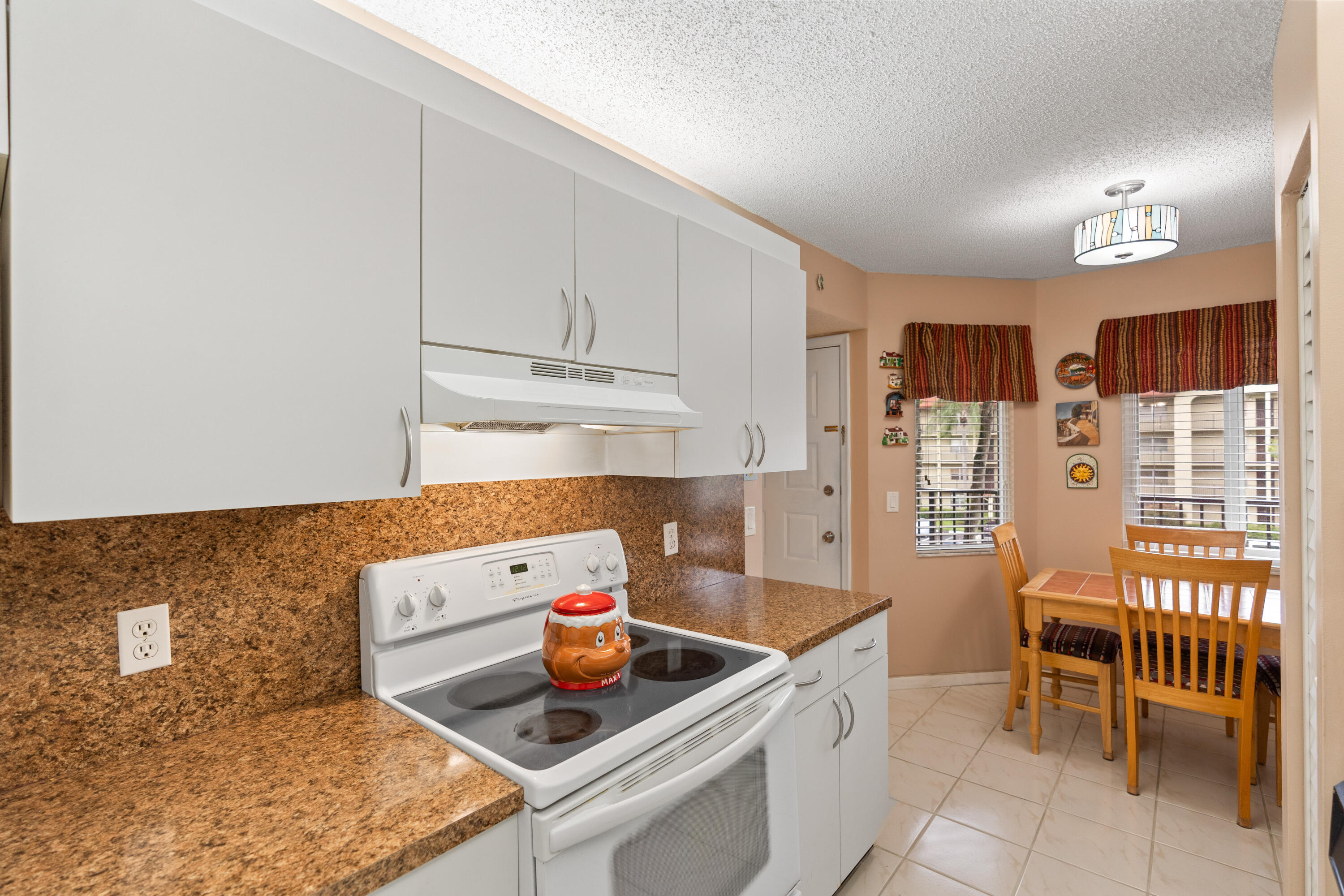 IVANHOE EAST AT CENTURY VILLAGE - Residential
