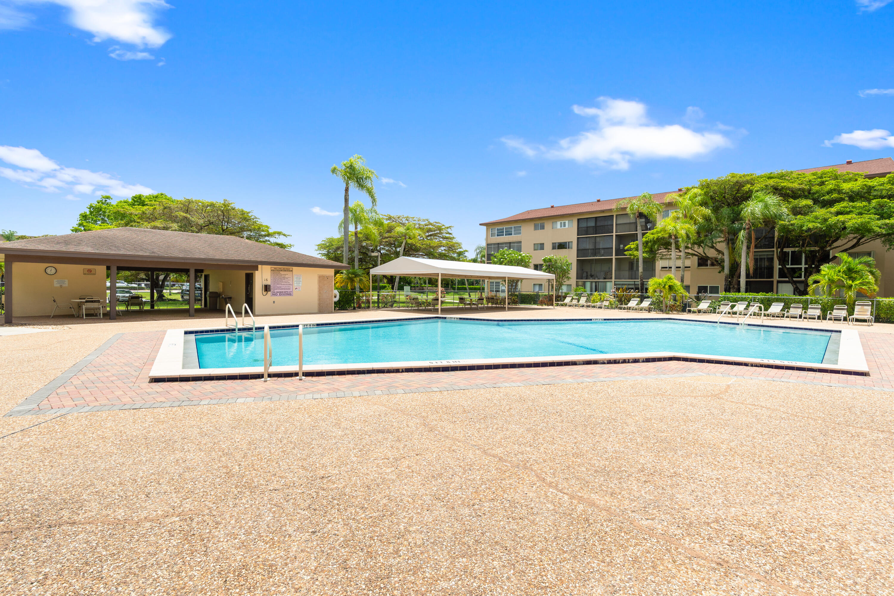 IVANHOE EAST AT CENTURY VILLAGE - Residential