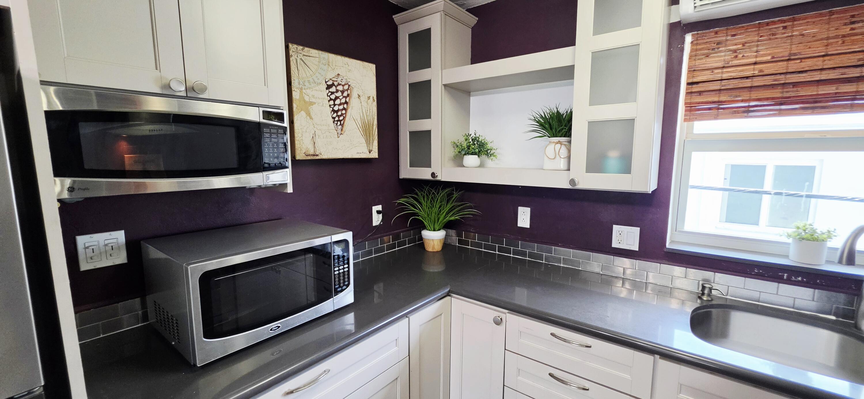 FRENCH LEAVE WEST CONDO - Residential