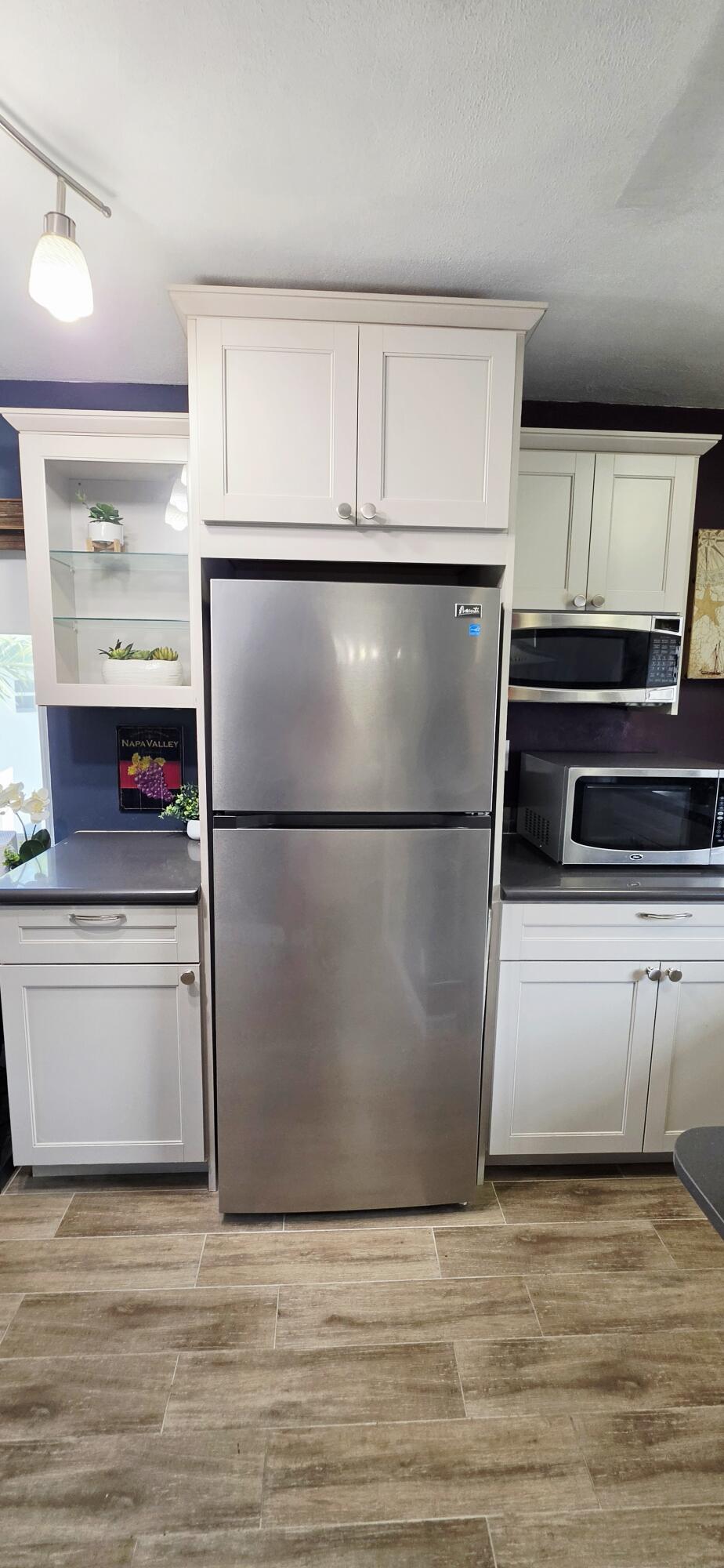FRENCH LEAVE WEST CONDO - Residential