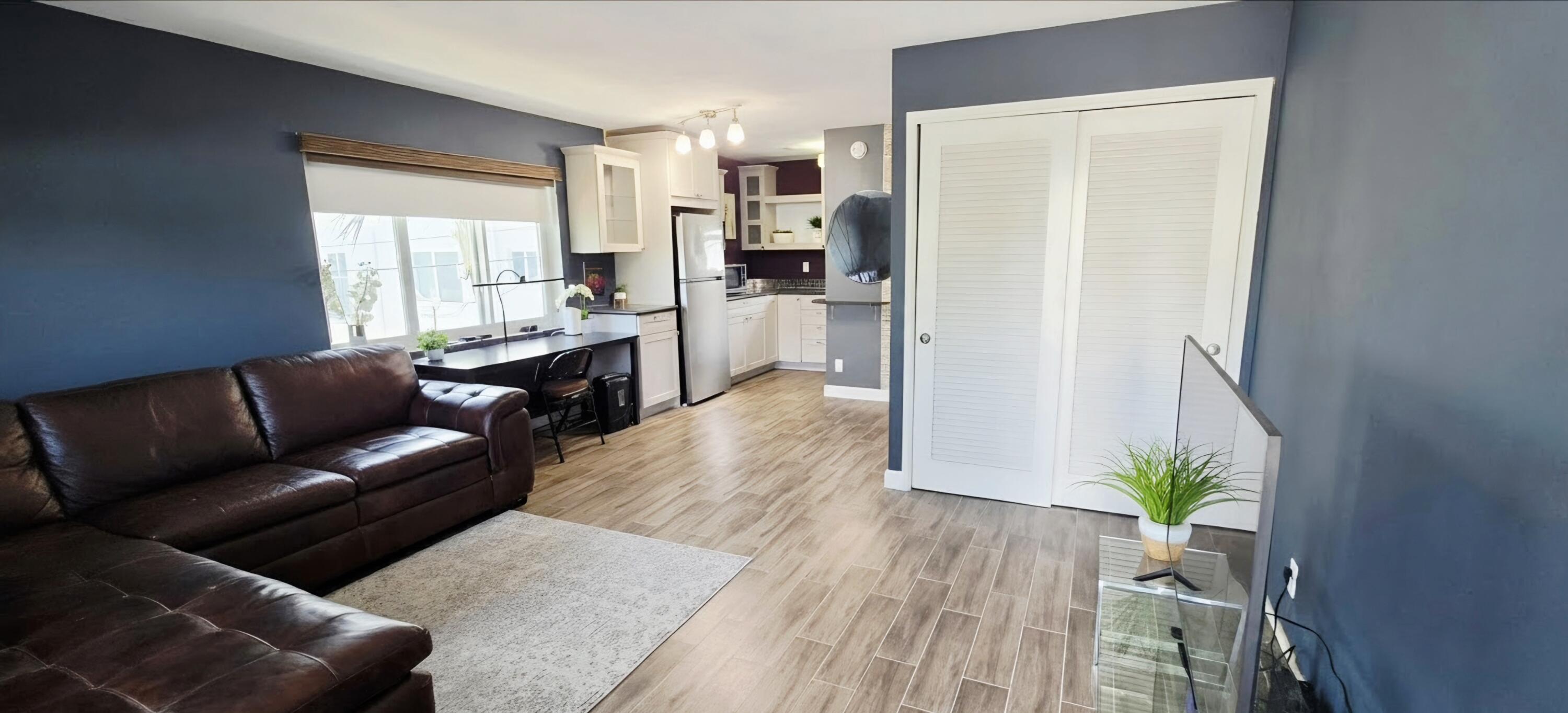 FRENCH LEAVE WEST CONDO - Residential