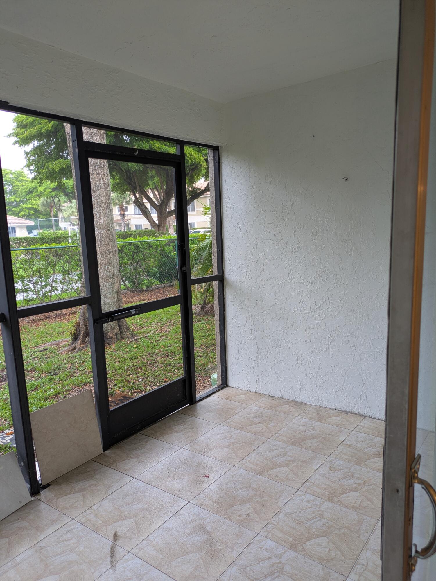 Coral Gardens II Condo - Residential Lease