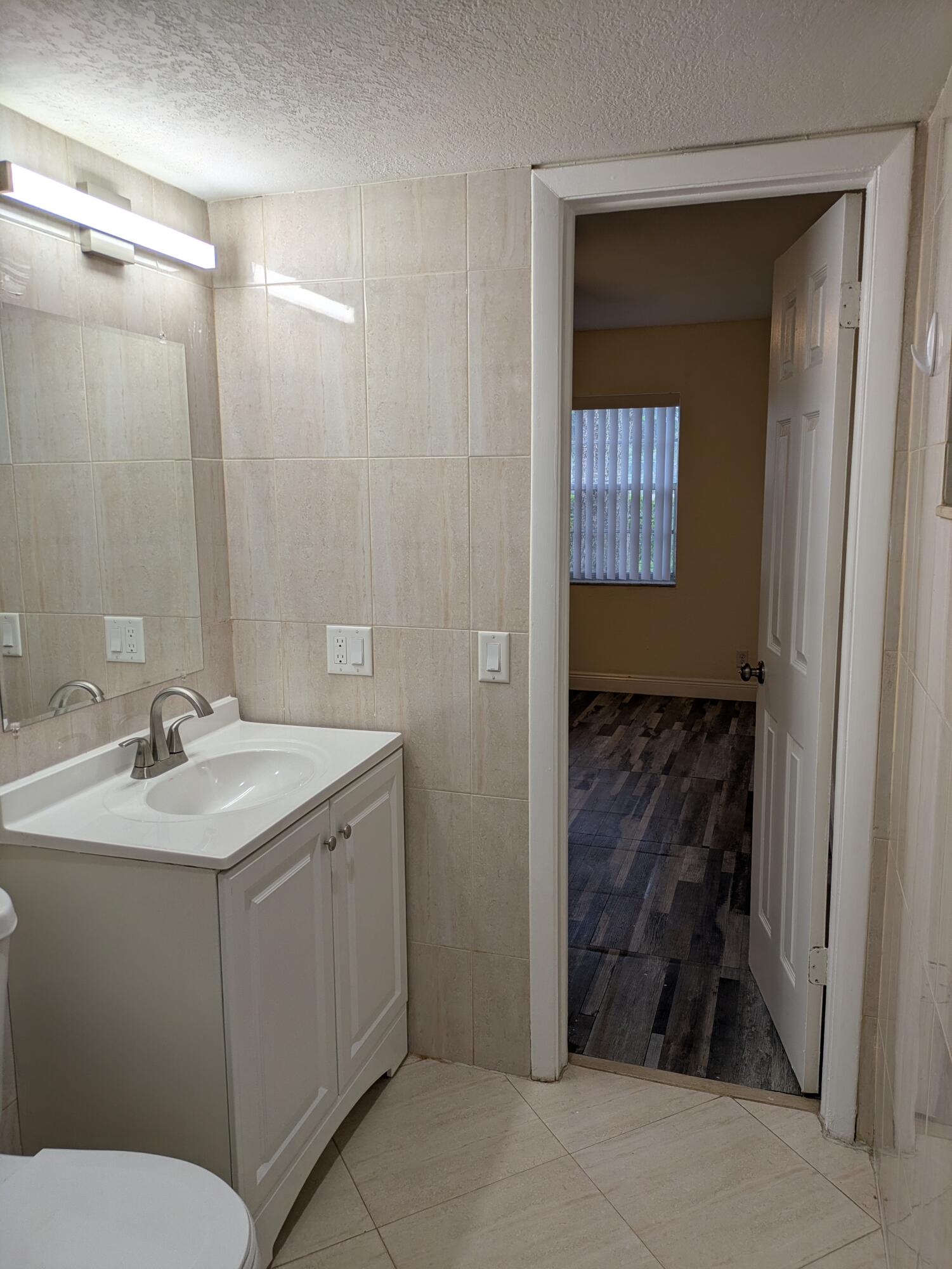 Coral Gardens II Condo - Residential Lease