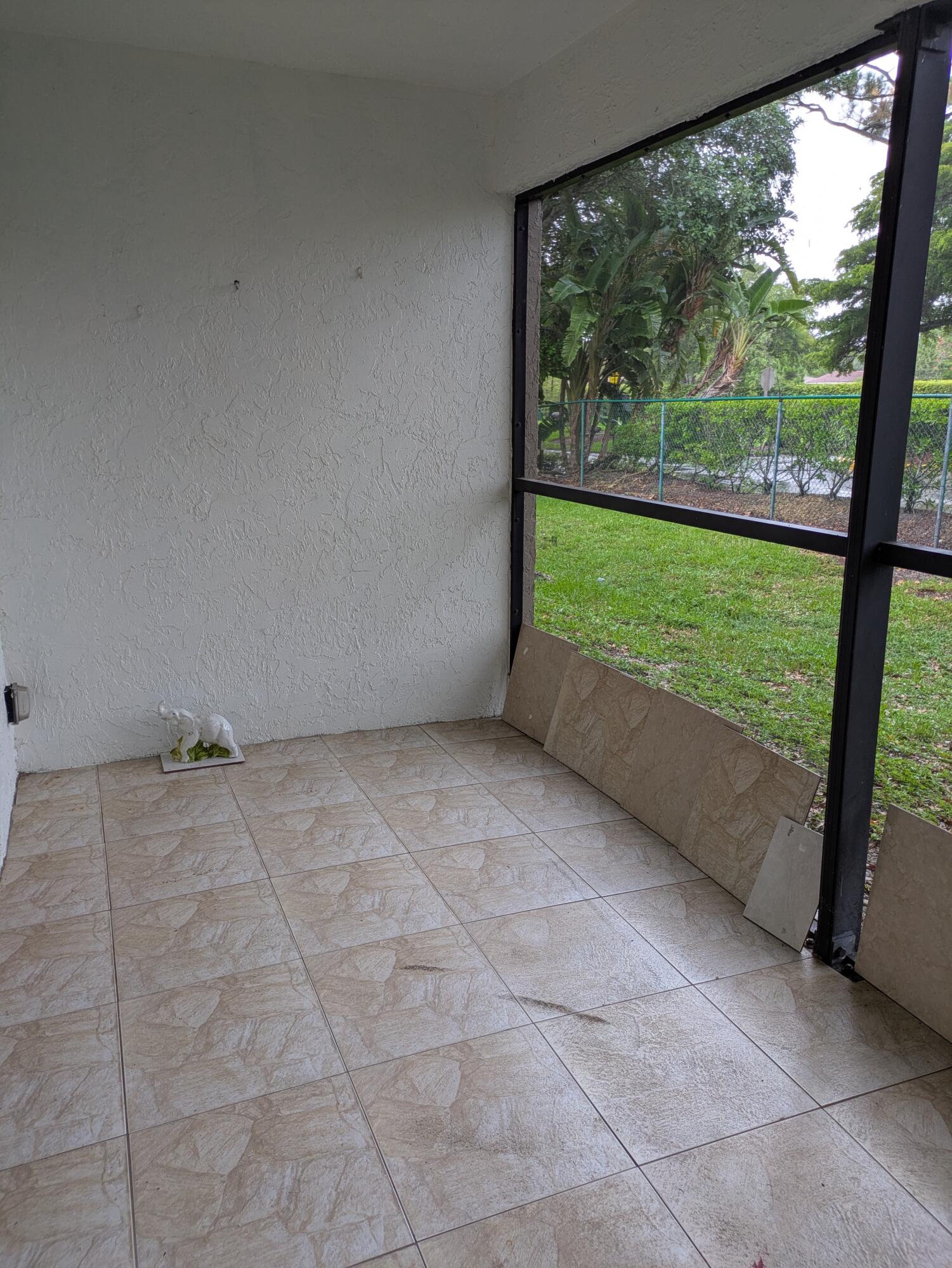 Coral Gardens II Condo - Residential Lease