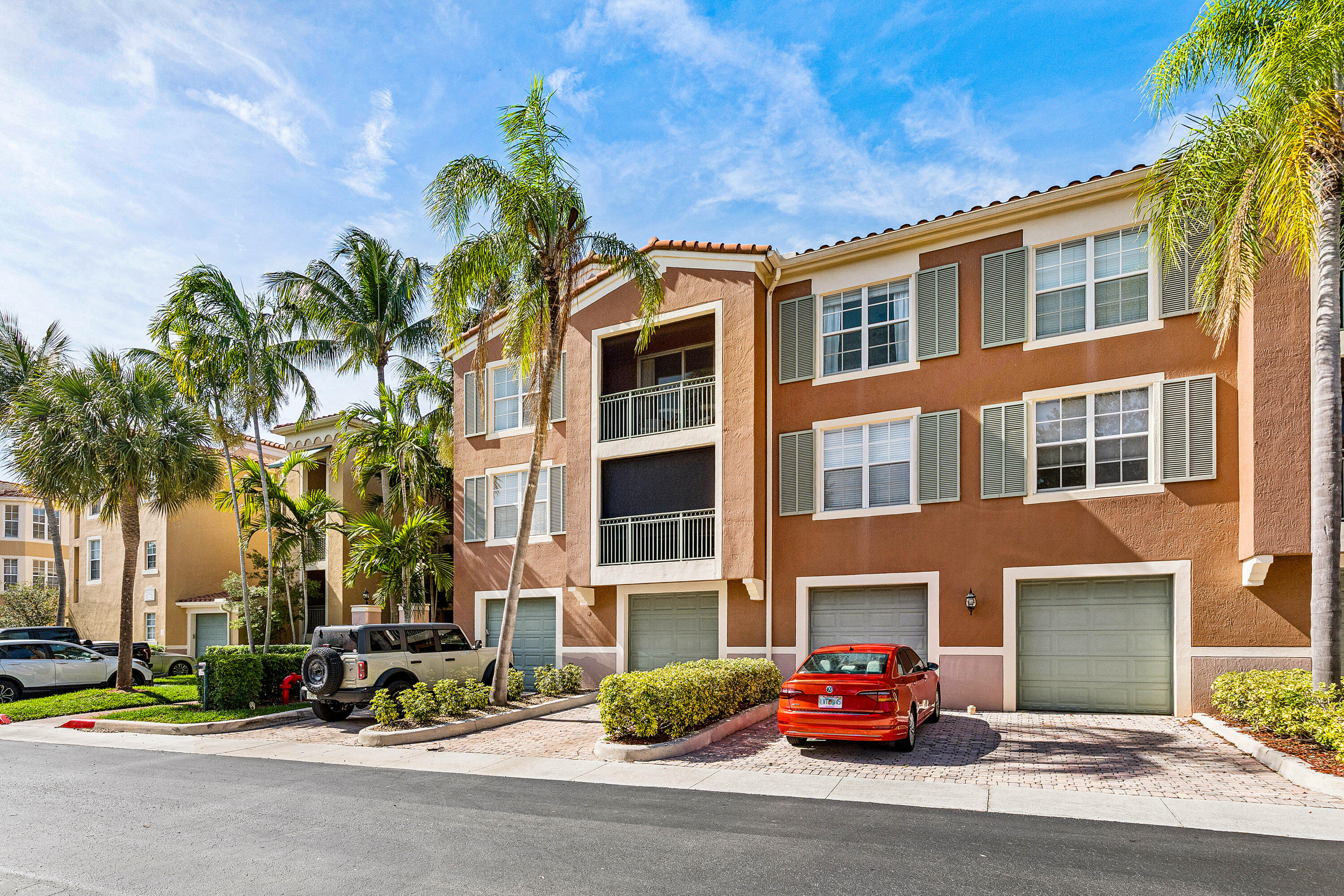 ST ANDREWS AT POLO CLUB CONDO - Residential