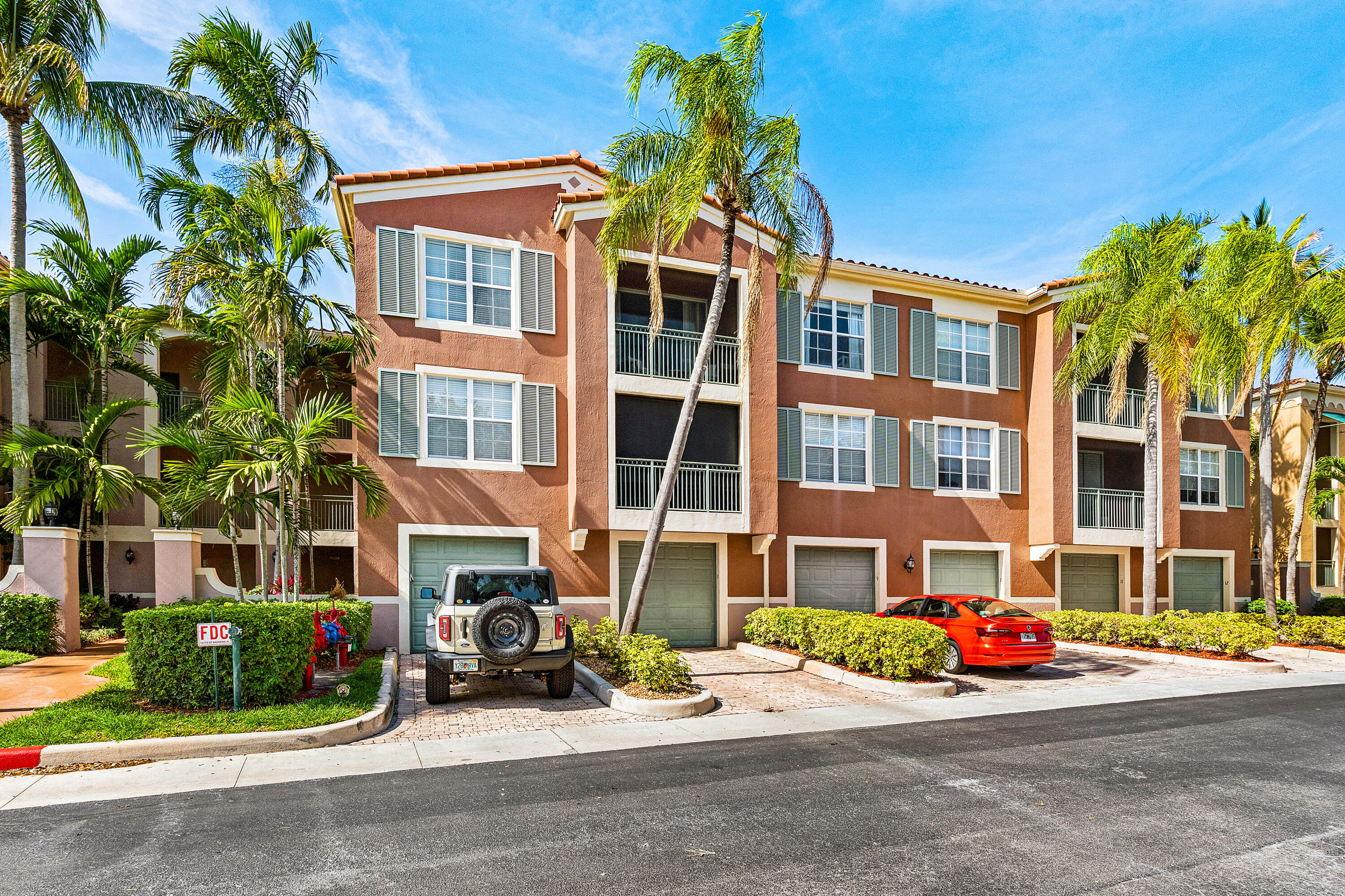 ST ANDREWS AT POLO CLUB CONDO - Residential