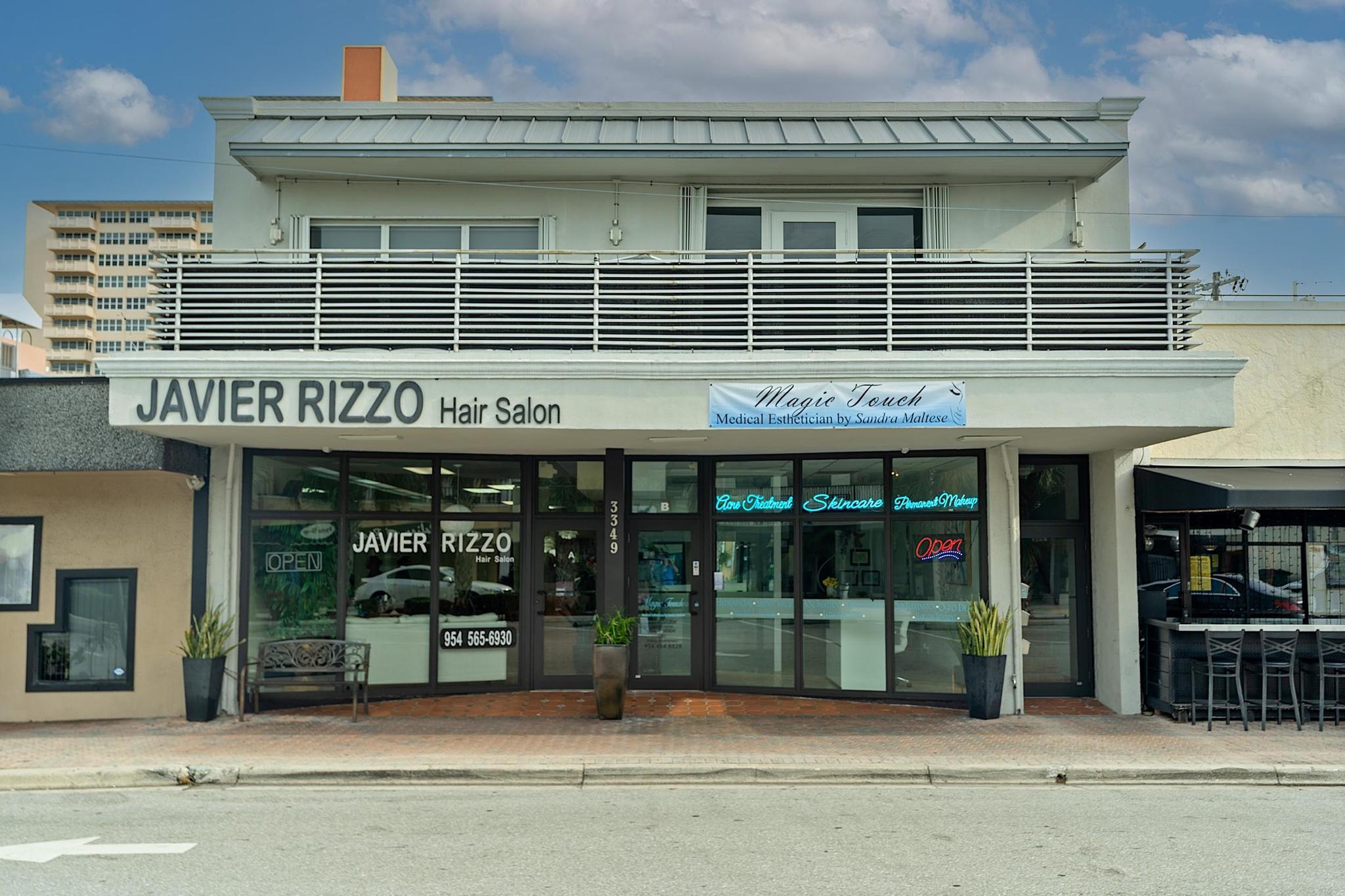 BEAUTIFUL STUDIO  FULLY FURNISHED.AVAILABLE FOR RENT RIGHT AWAY. BRIGHT AND OPEN FLOOR PLAN, IMPACT WINDOWS,AMPLE CLOSET SPACE AND A CONVENIENT CENTRAL LOCATION CLOSE TO SHOPPING CENTERS, RESTAURANTS AND THE BEACH. EASY TO SHOW .