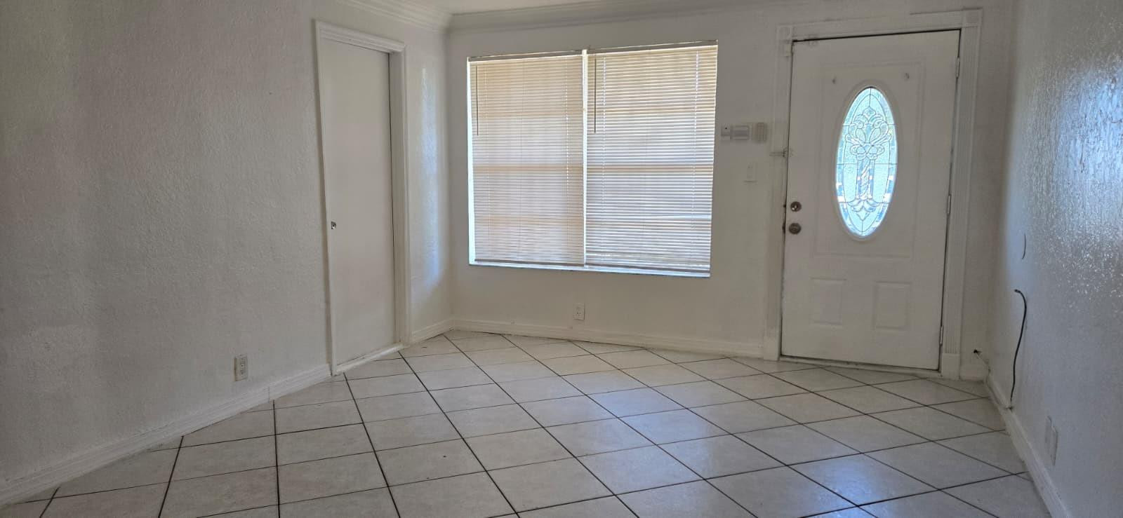 MIAMI GARDENS ESTATES SEC 6 - Residential Lease