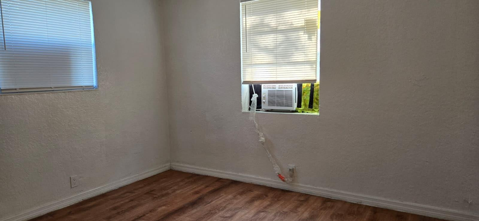 MIAMI GARDENS ESTATES SEC 6 - Residential Lease