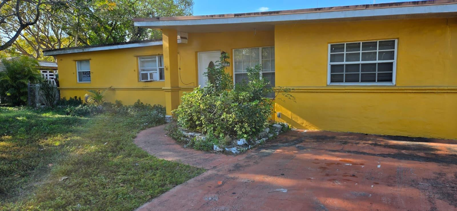 MIAMI GARDENS ESTATES SEC 6 - Residential Lease