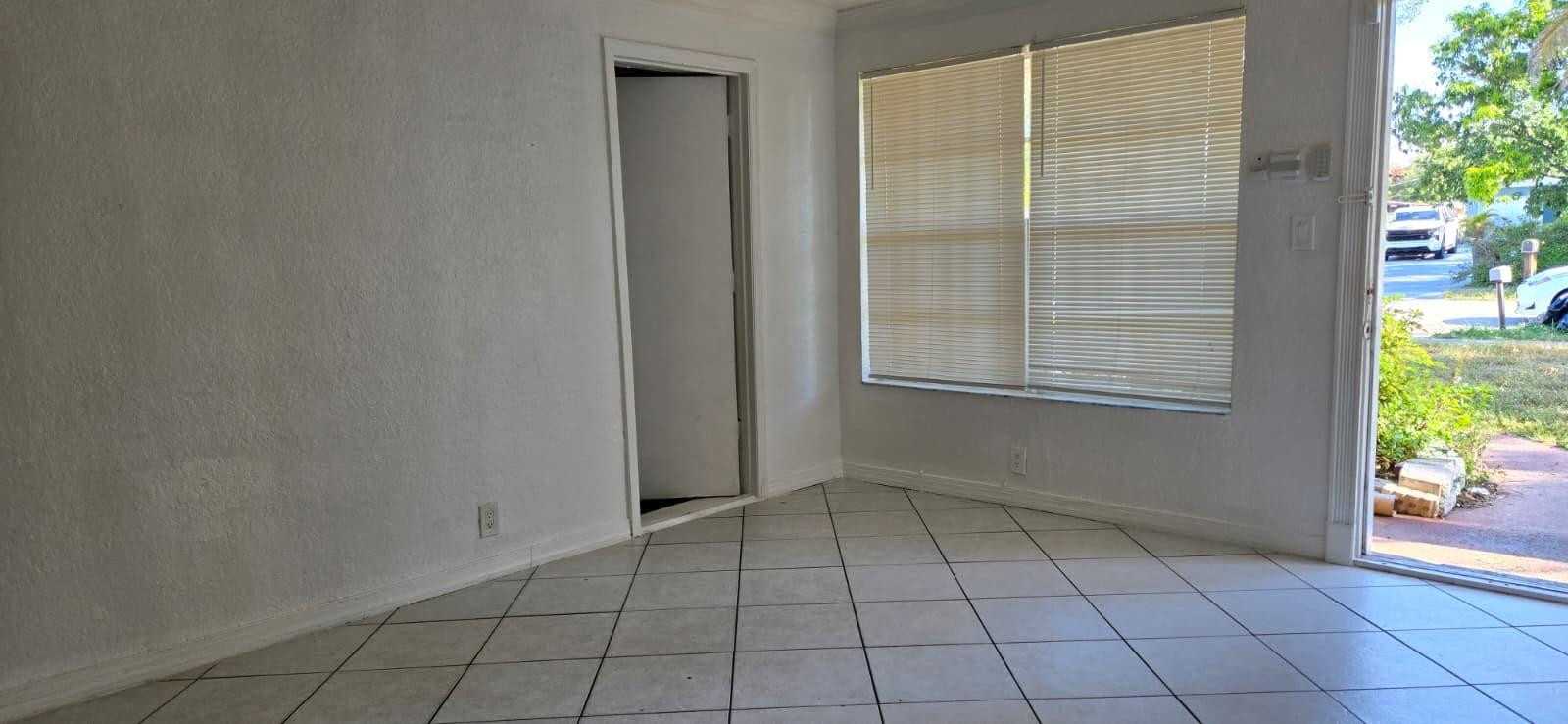 MIAMI GARDENS ESTATES SEC 6 - Residential Lease