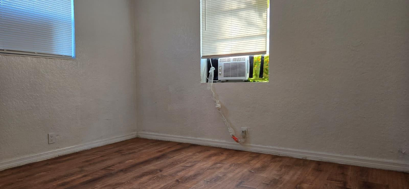 MIAMI GARDENS ESTATES SEC 6 - Residential Lease