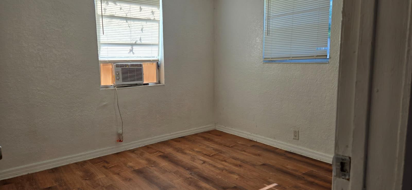 MIAMI GARDENS ESTATES SEC 6 - Residential Lease