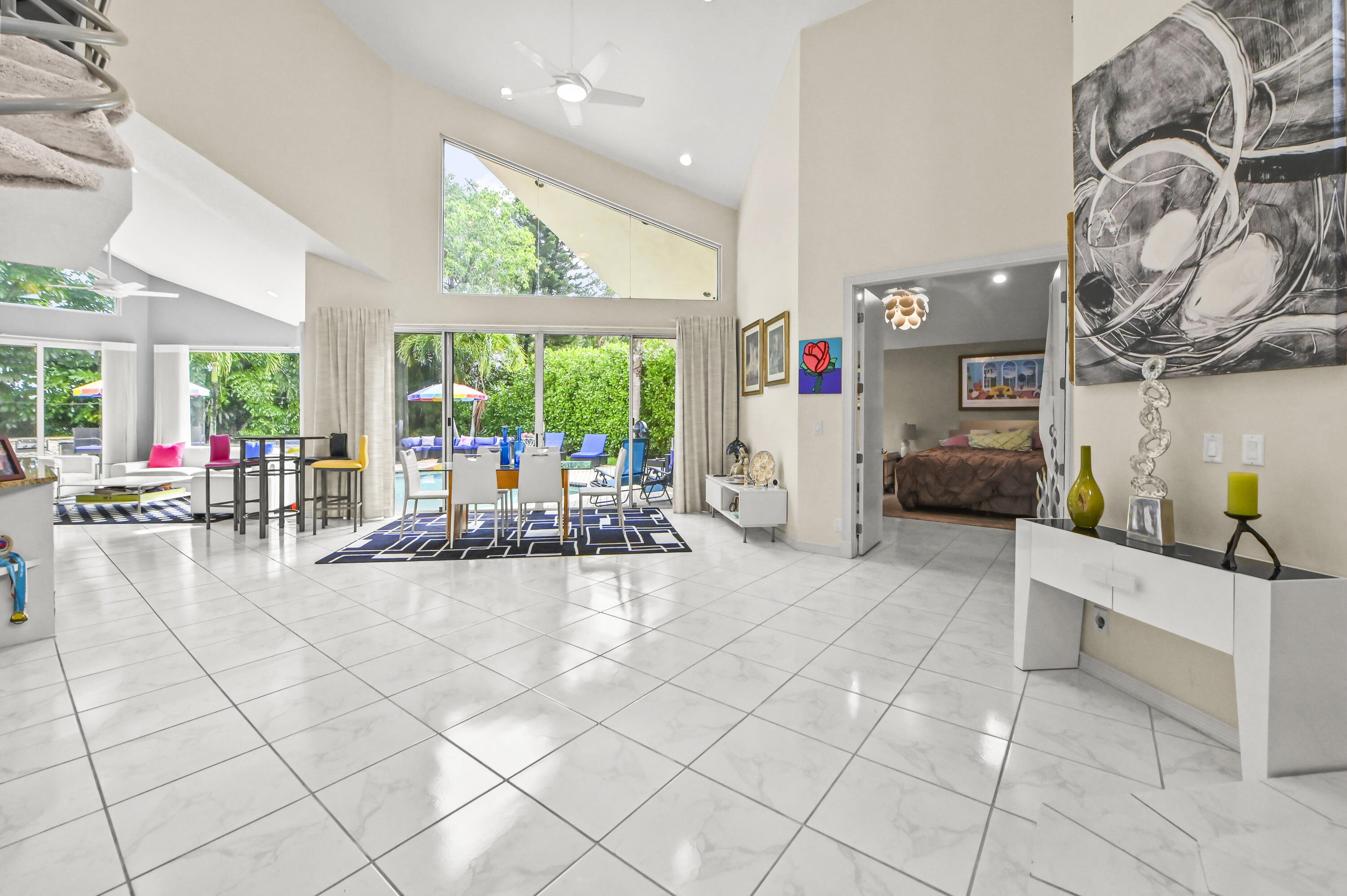 ENCANTADA - Residential
