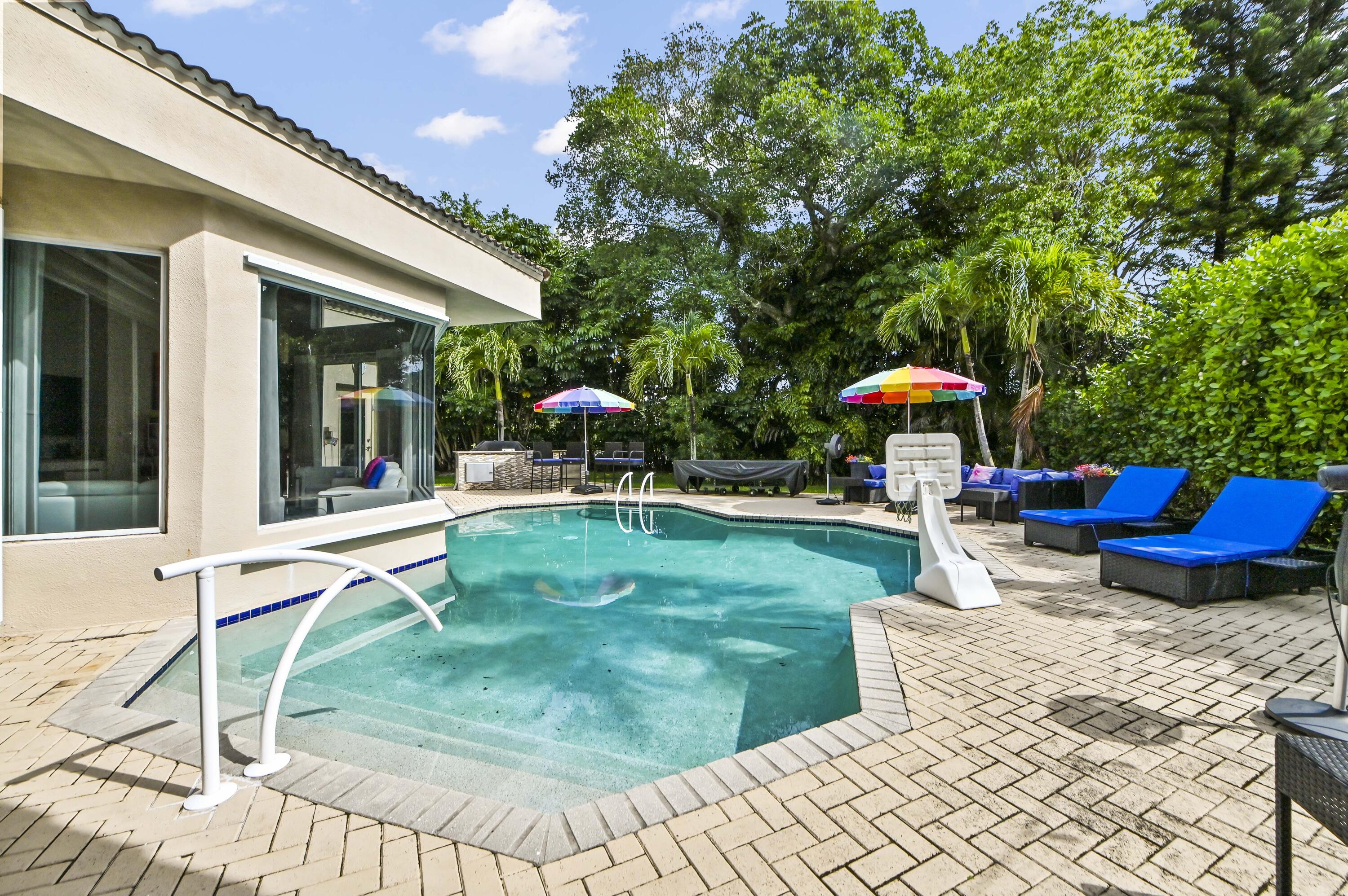 ENCANTADA - Residential