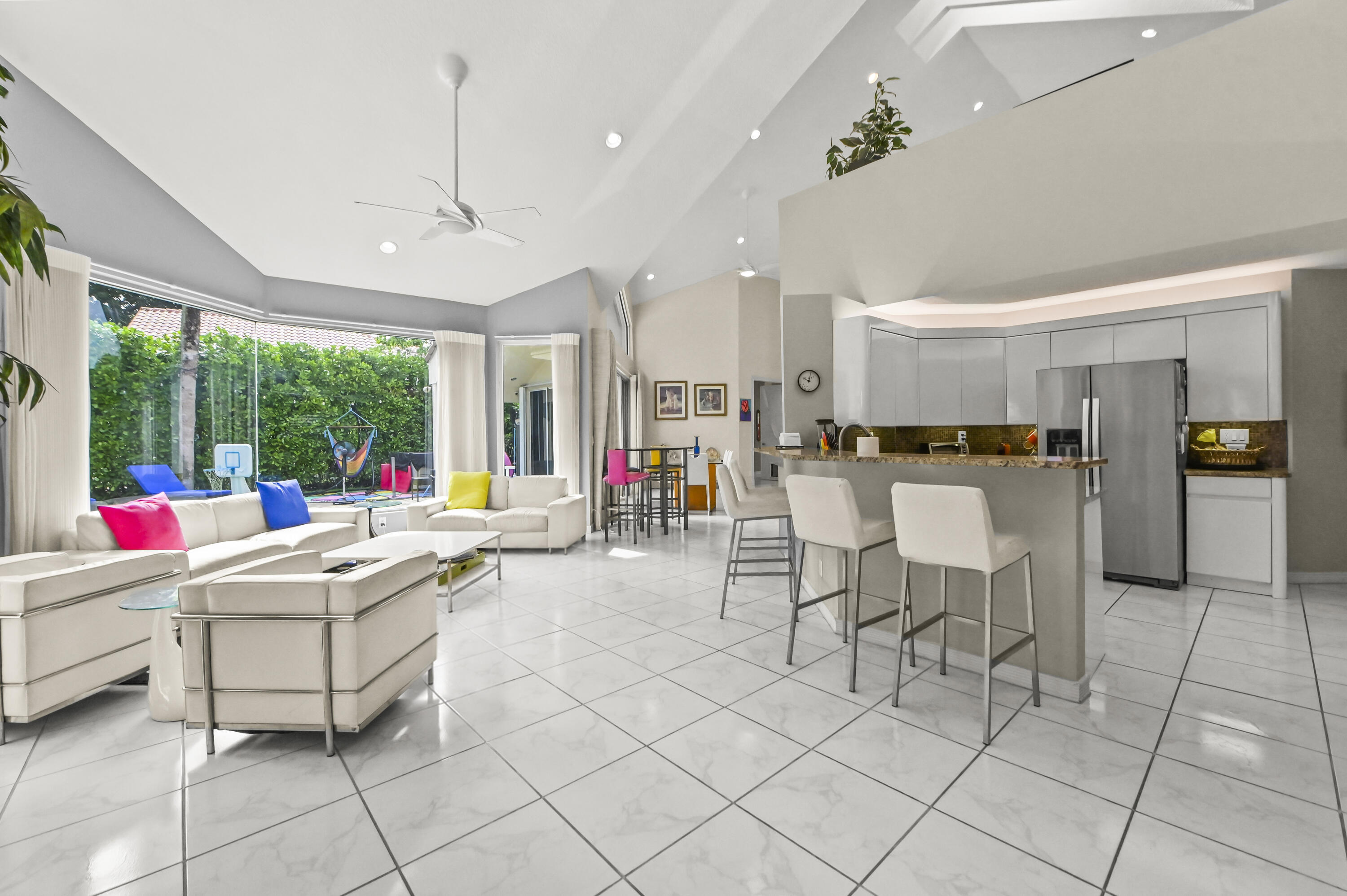 ENCANTADA - Residential