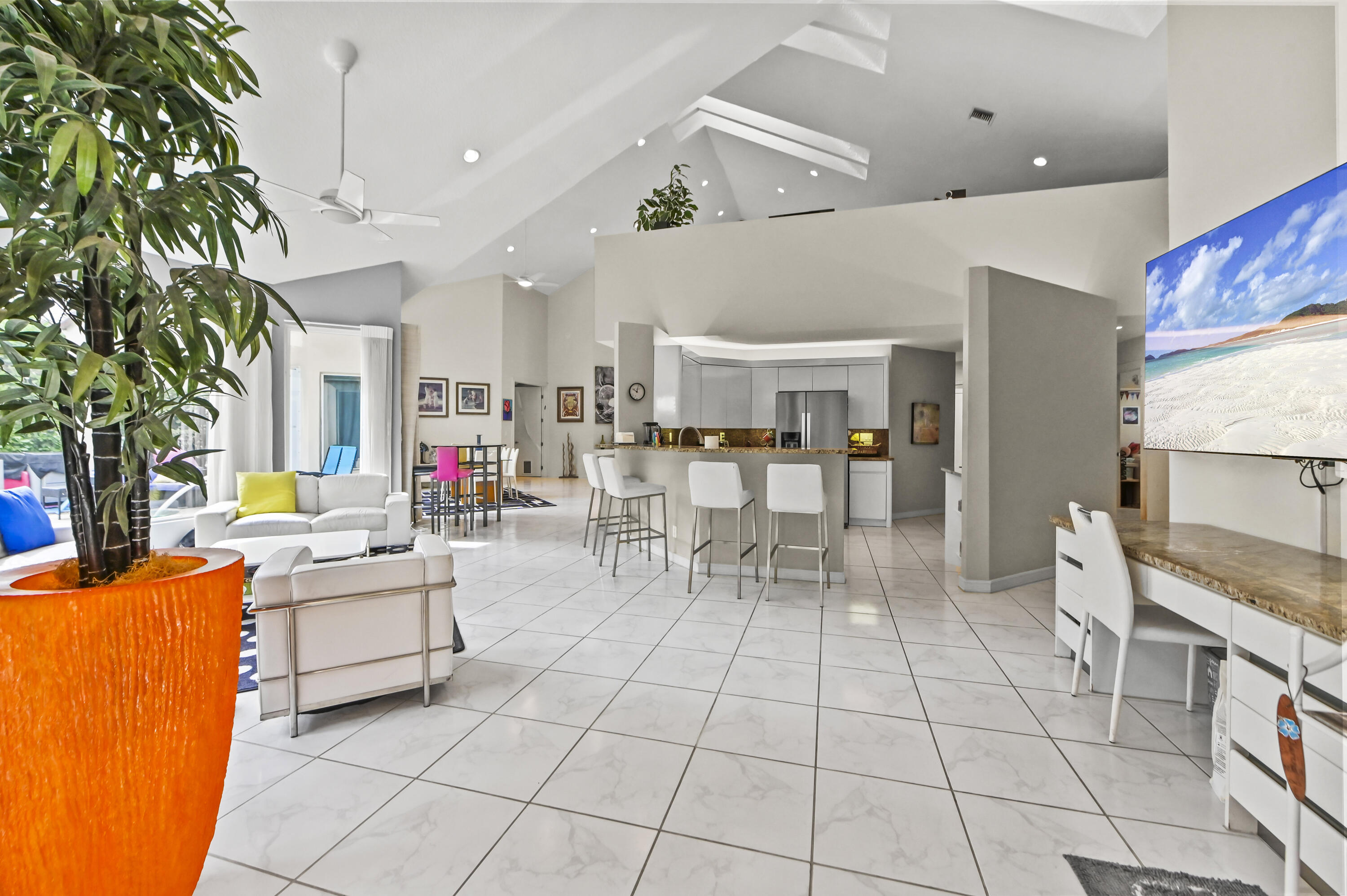 ENCANTADA - Residential