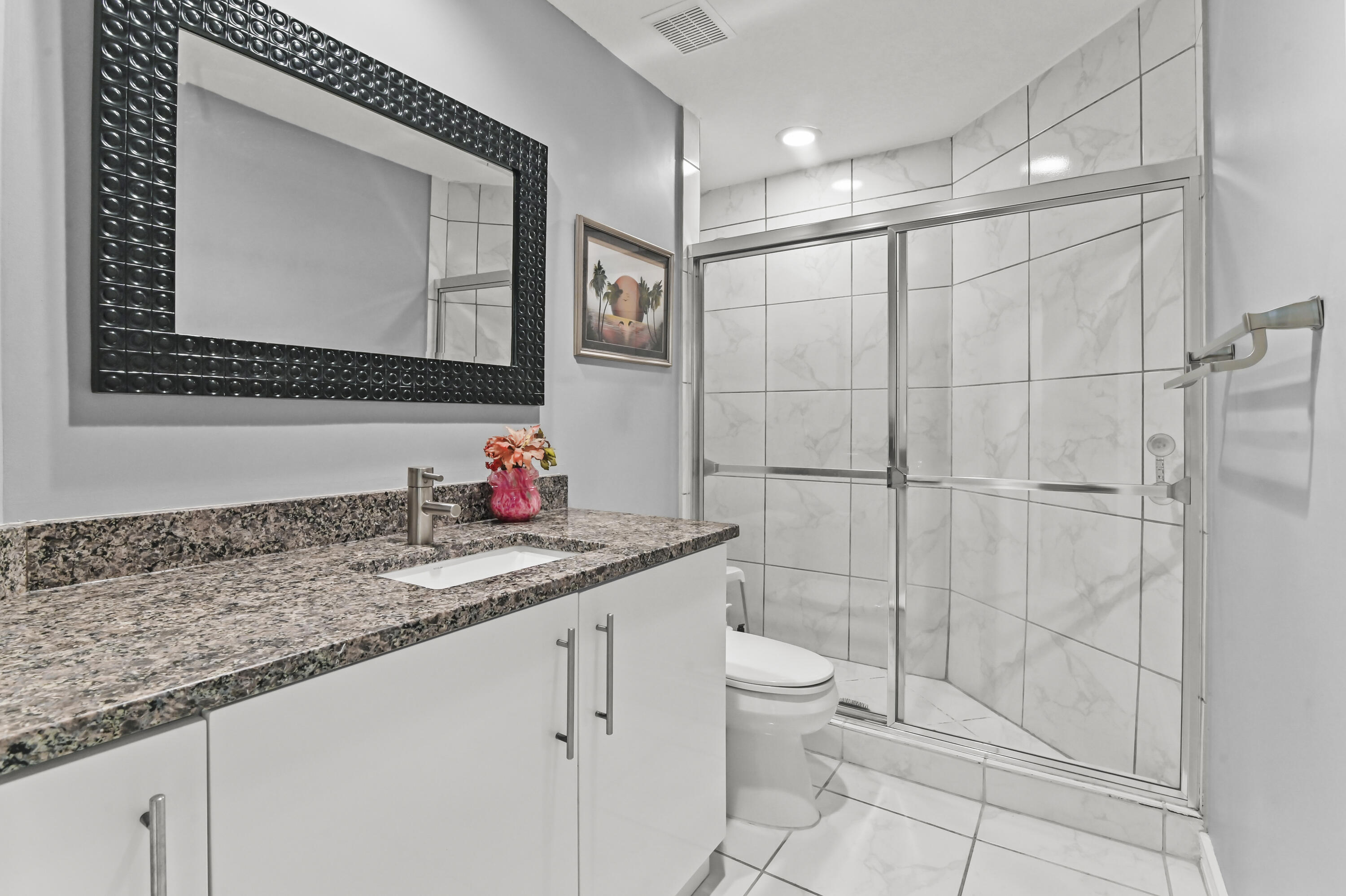 ENCANTADA - Residential