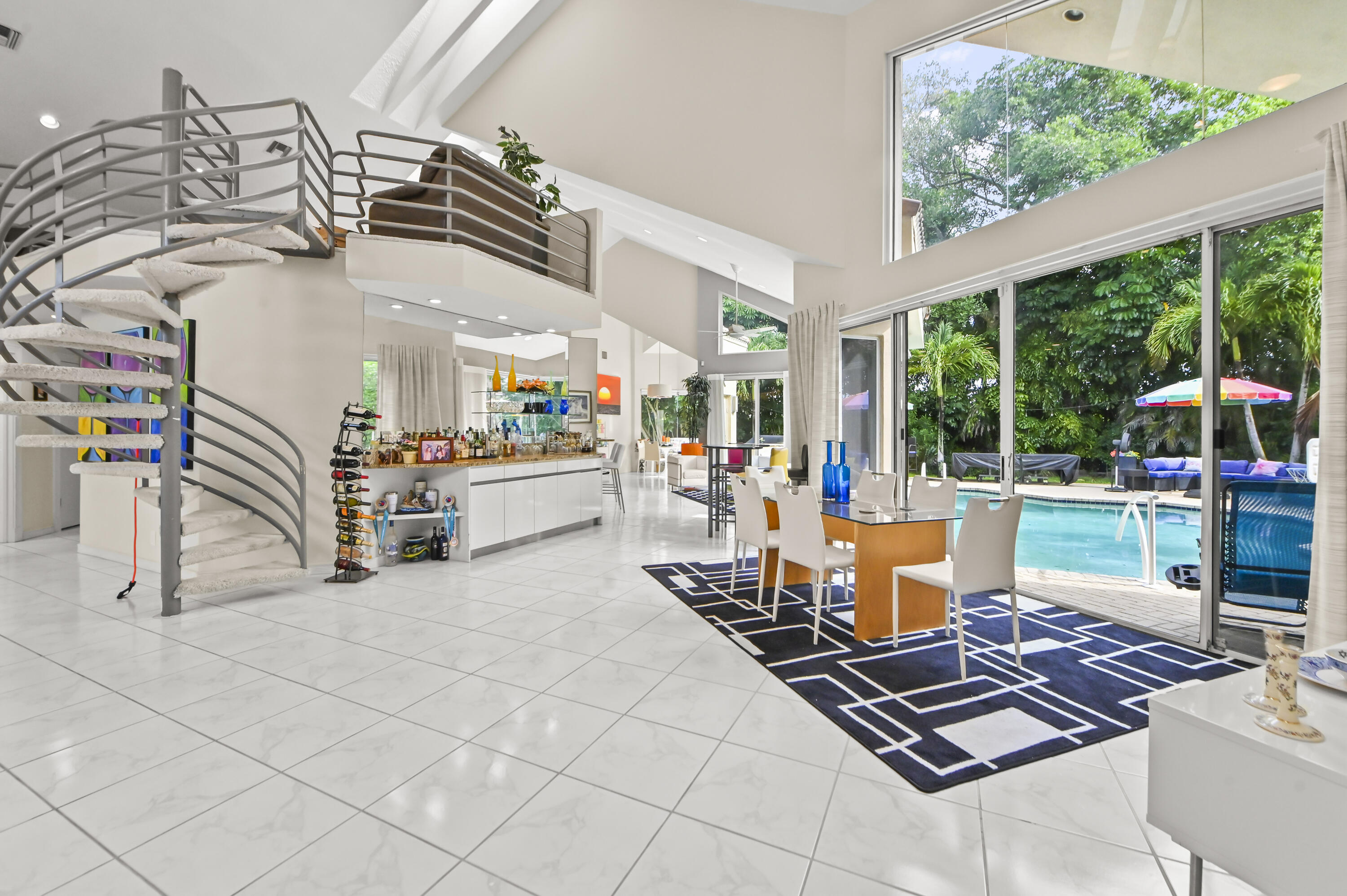 ENCANTADA - Residential