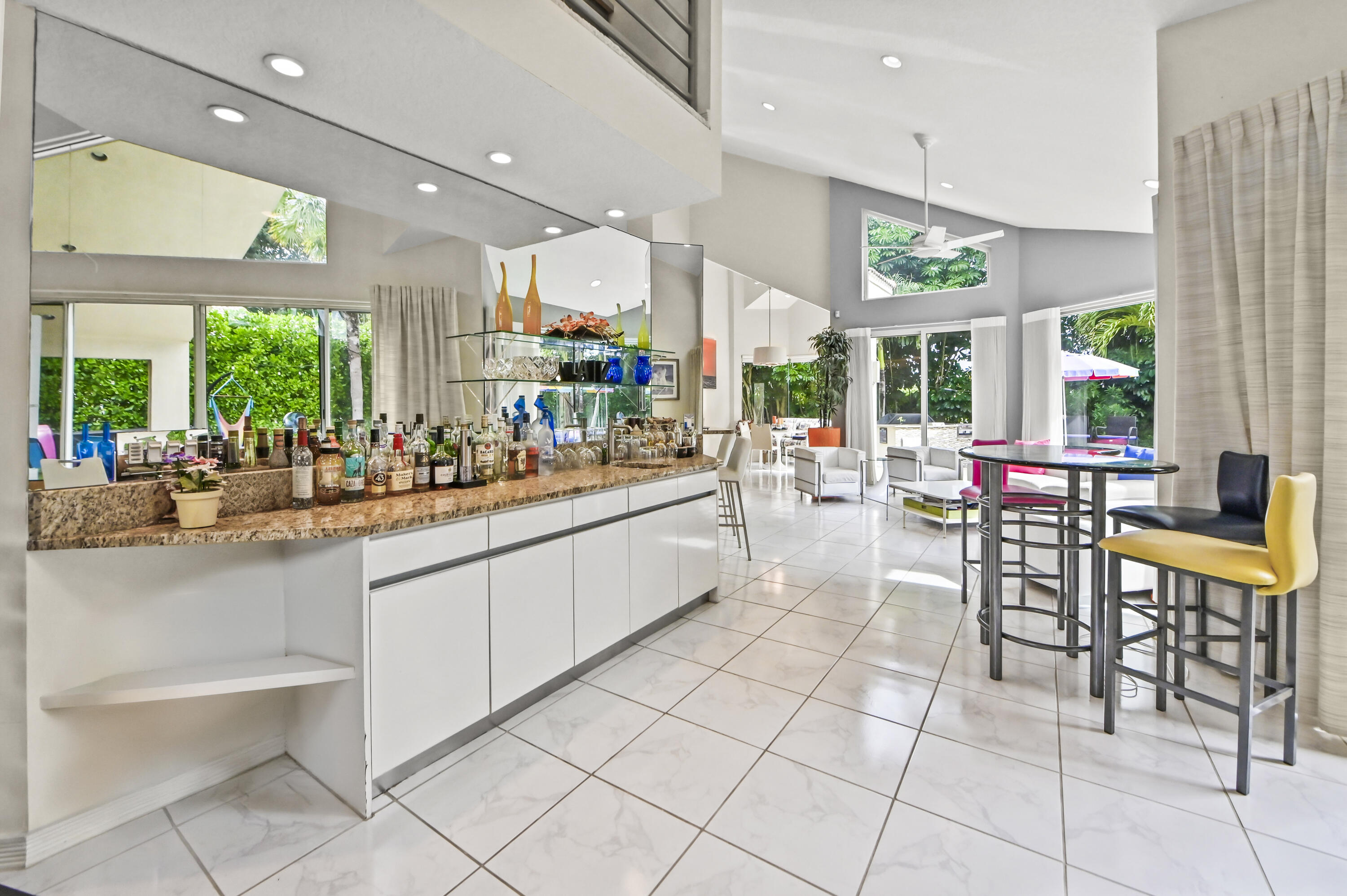 ENCANTADA - Residential