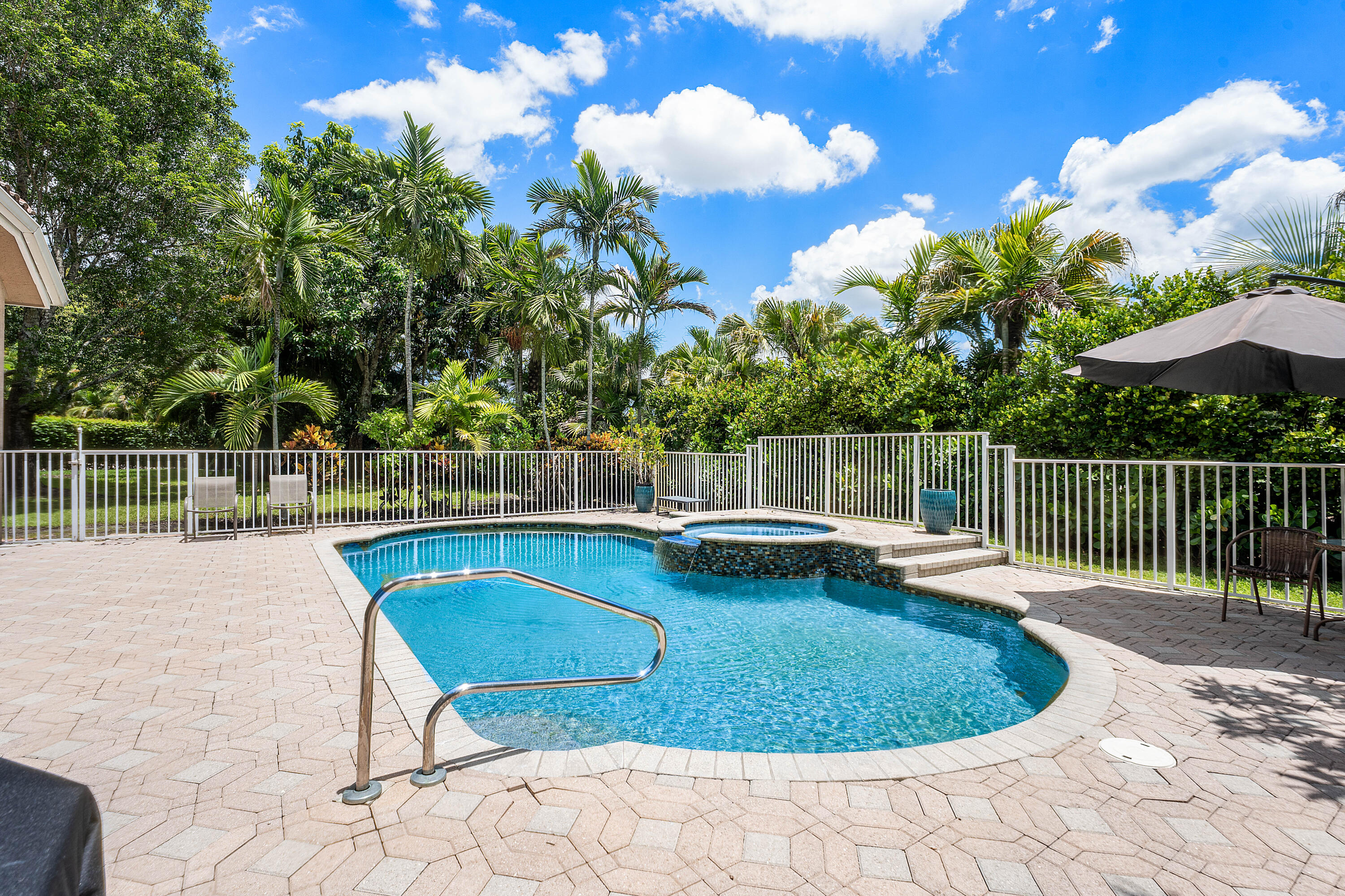 BINKS FOREST OF THE LANDINGS AT WELLINGTON - Residential