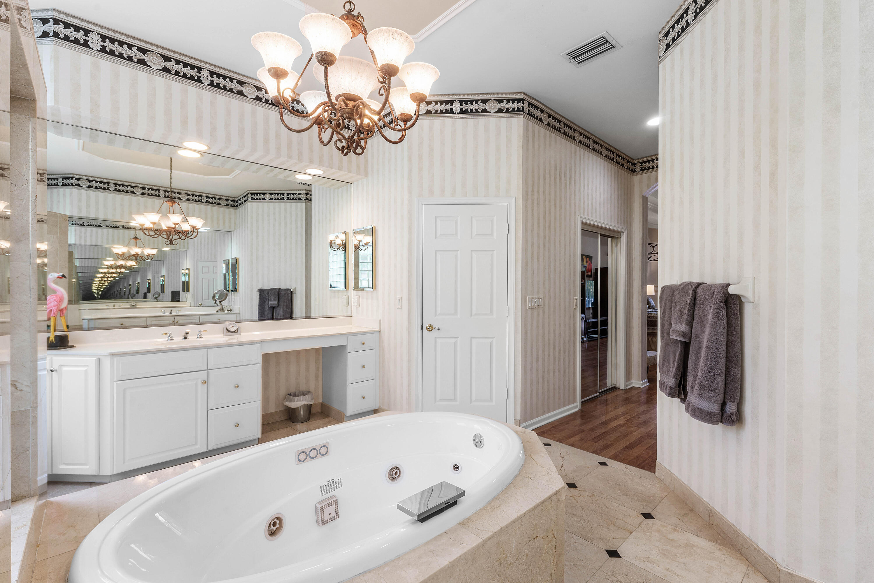 BINKS FOREST OF THE LANDINGS AT WELLINGTON - Residential