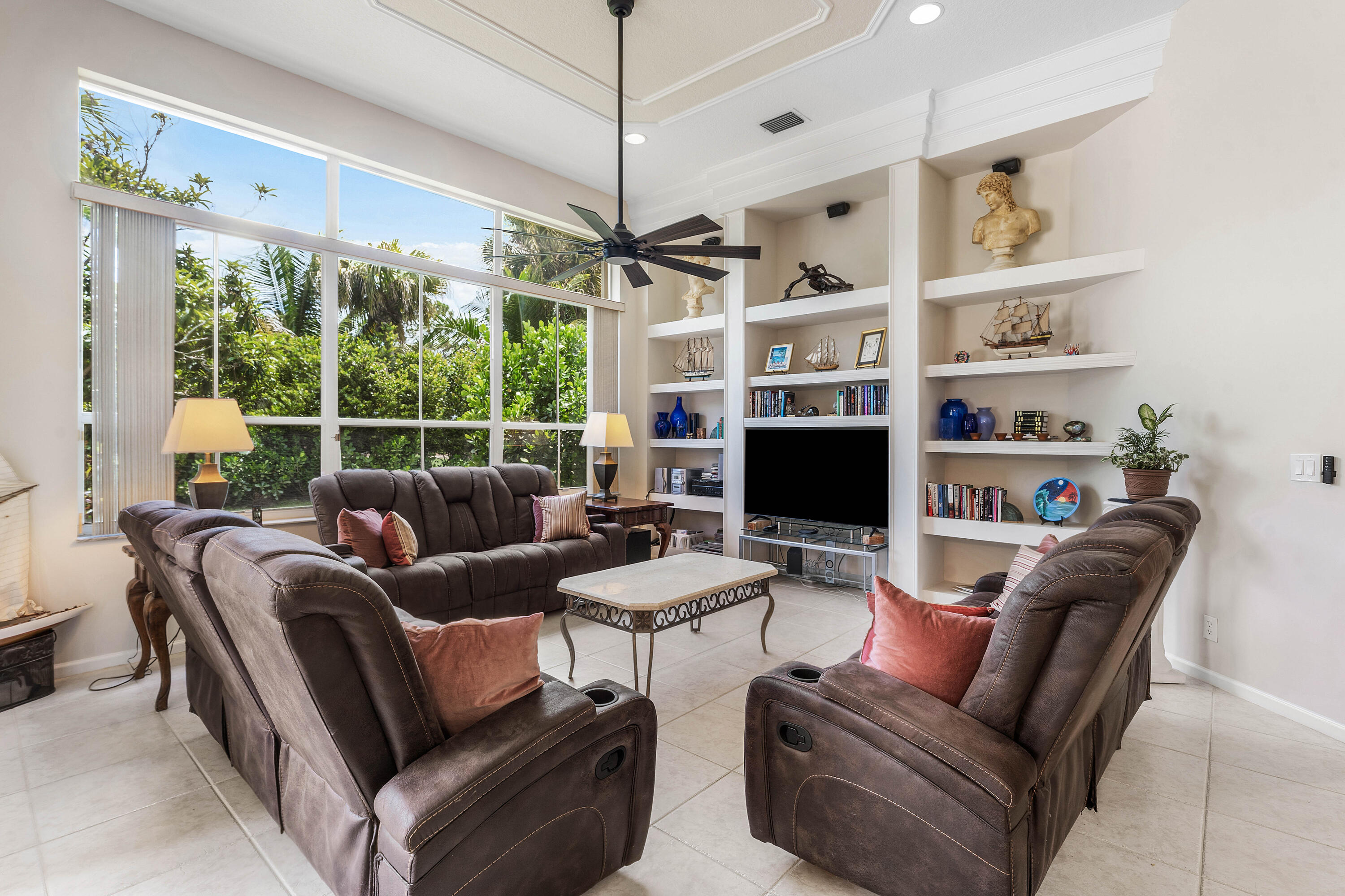 BINKS FOREST OF THE LANDINGS AT WELLINGTON - Residential