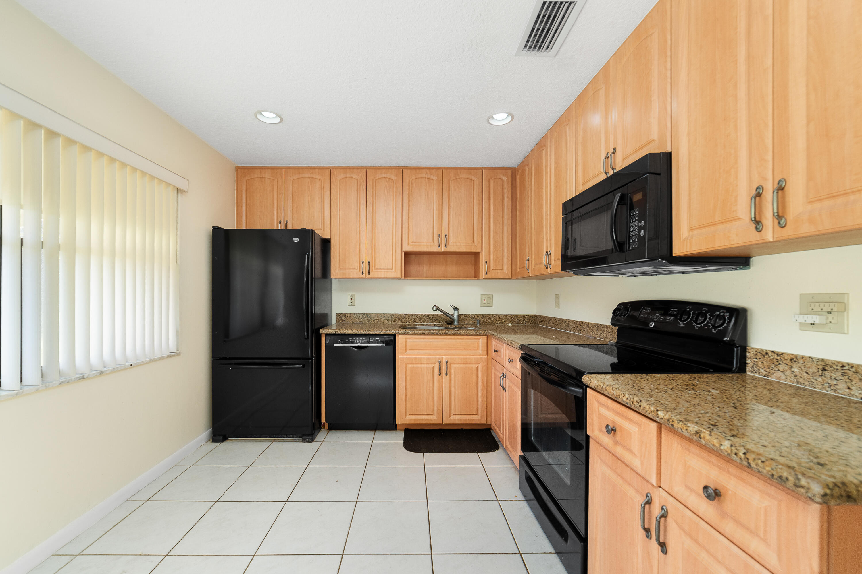 CHANTECLAIR VILLAS CONDO ONE - Residential