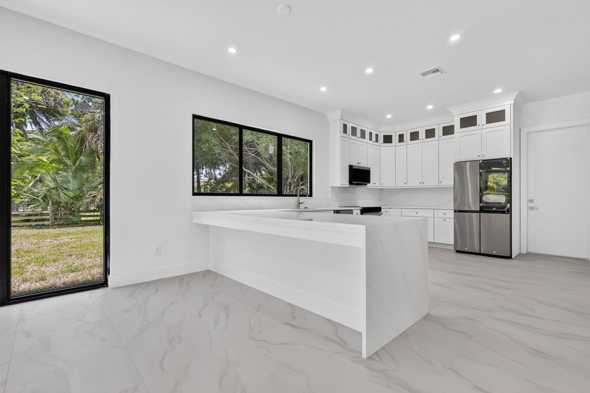 PALM BEACH FARMS CO 3 - Residential
