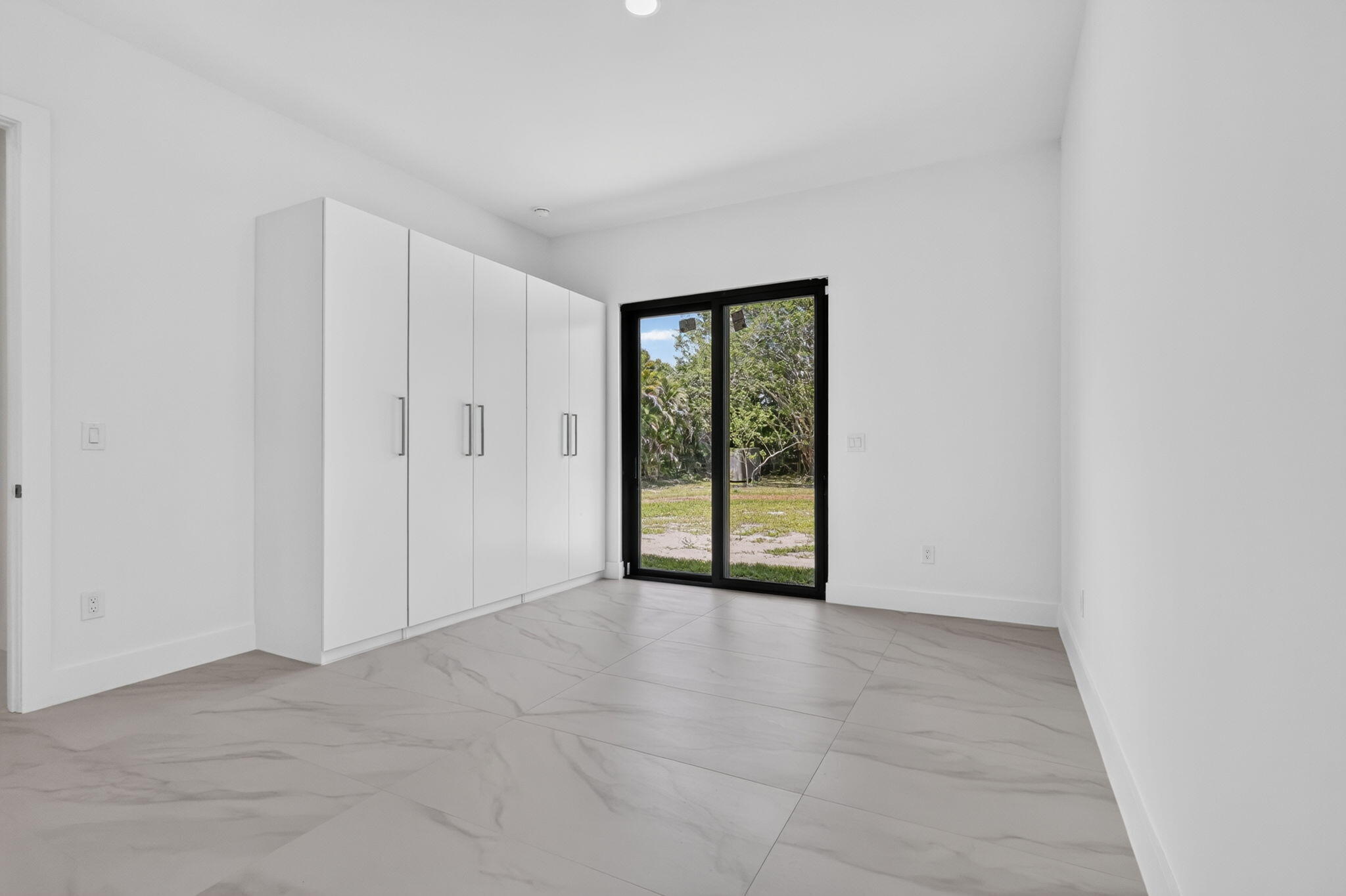 PALM BEACH FARMS CO 3 - Residential