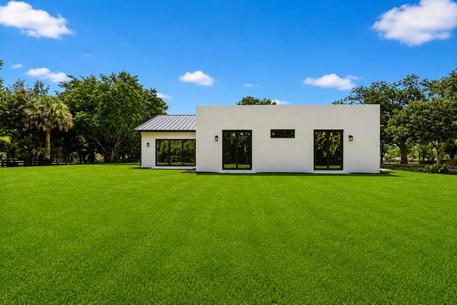 PALM BEACH FARMS CO 3 - Residential