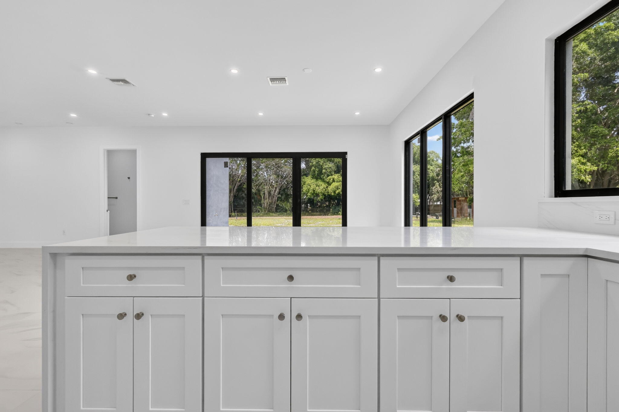 PALM BEACH FARMS CO 3 - Residential