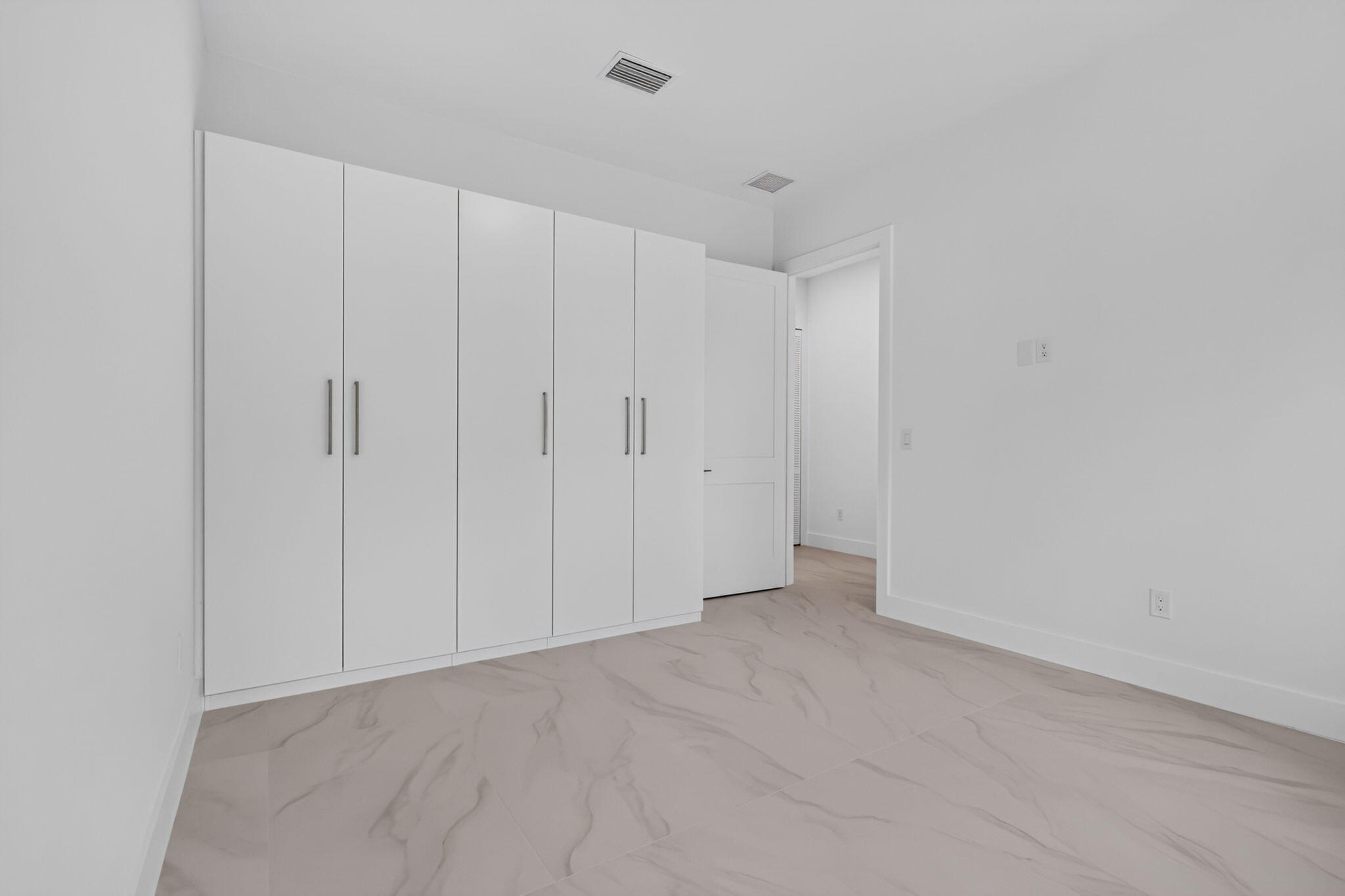 PALM BEACH FARMS CO 3 - Residential