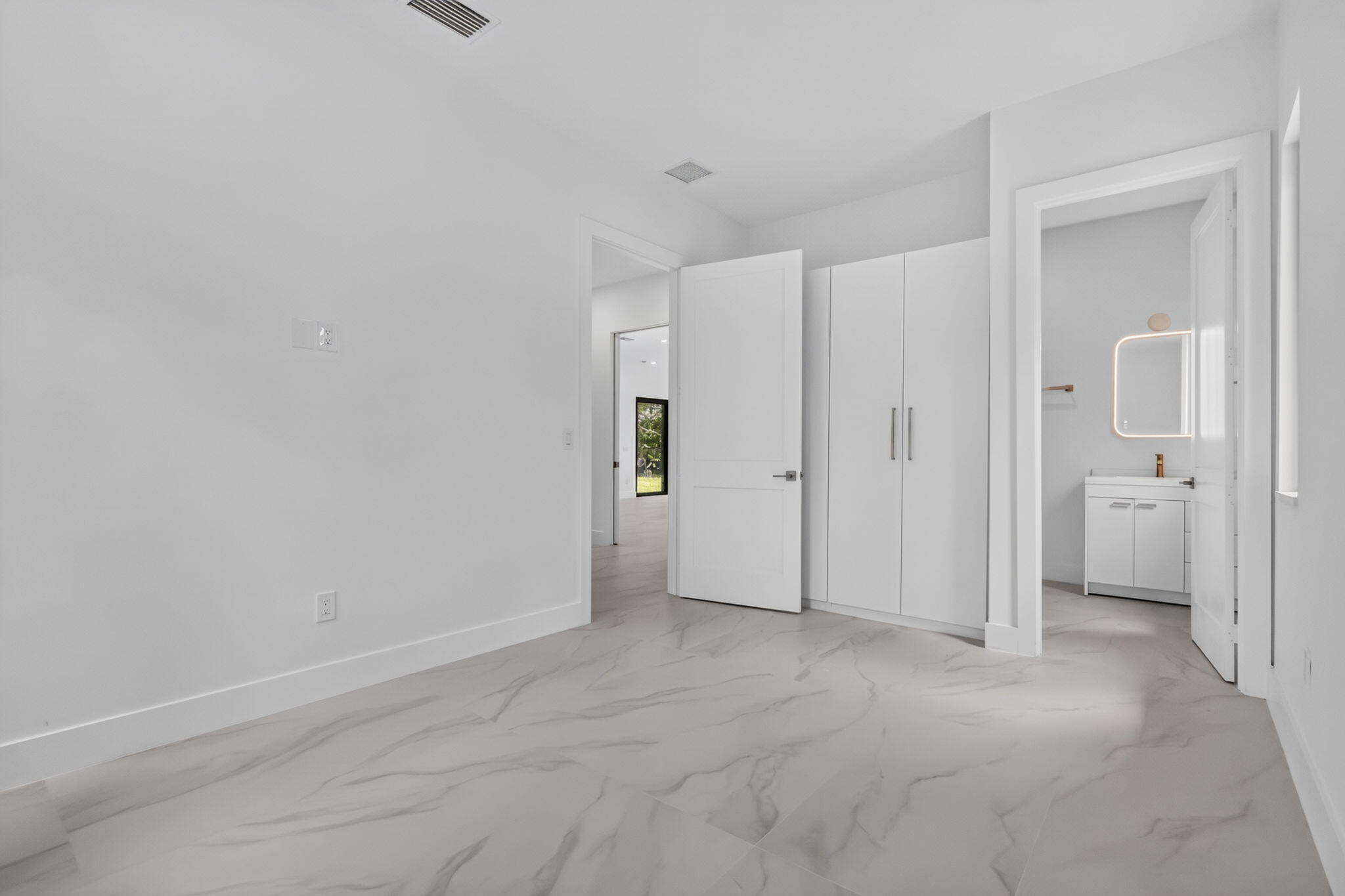 PALM BEACH FARMS CO 3 - Residential