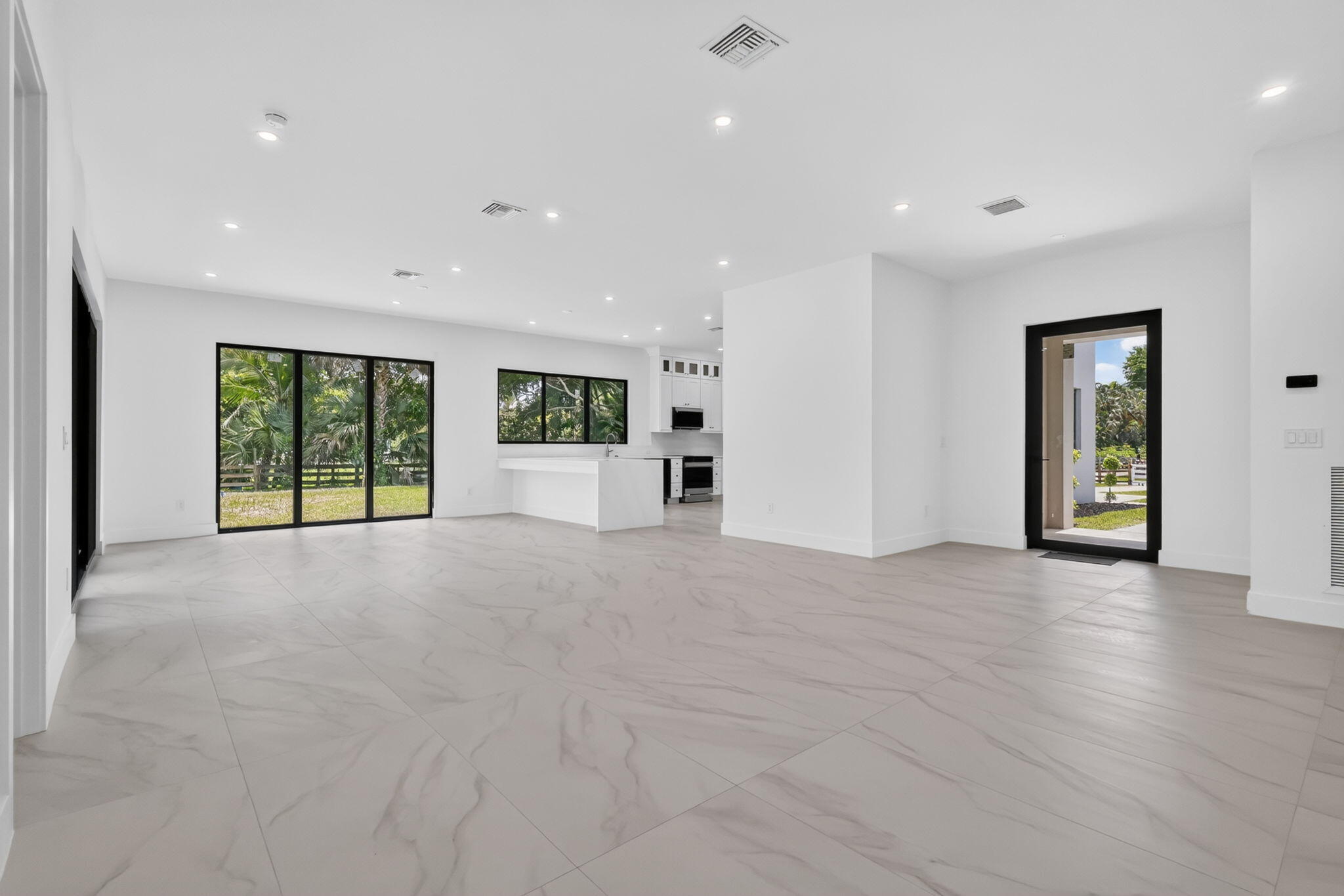 PALM BEACH FARMS CO 3 - Residential