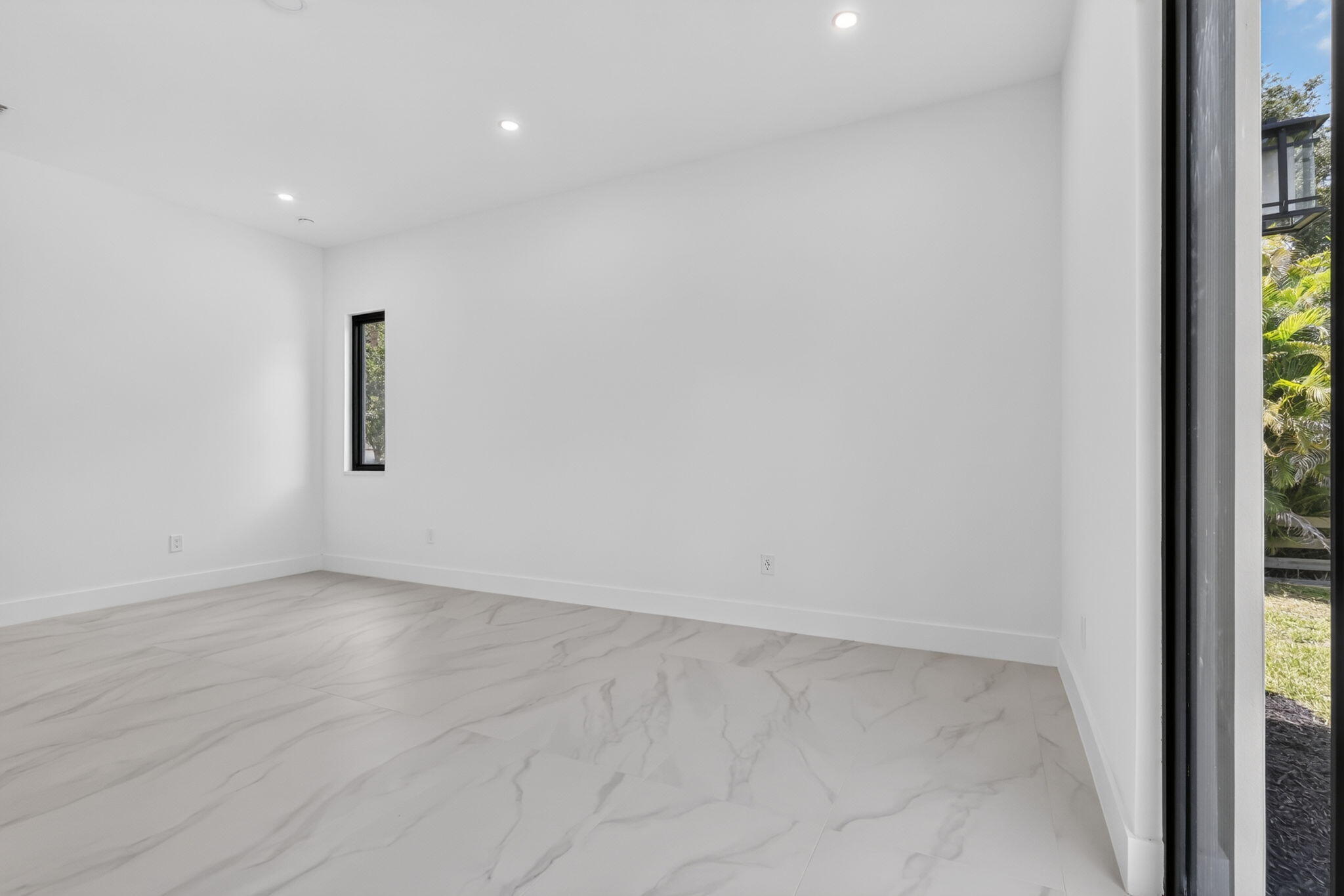 PALM BEACH FARMS CO 3 - Residential
