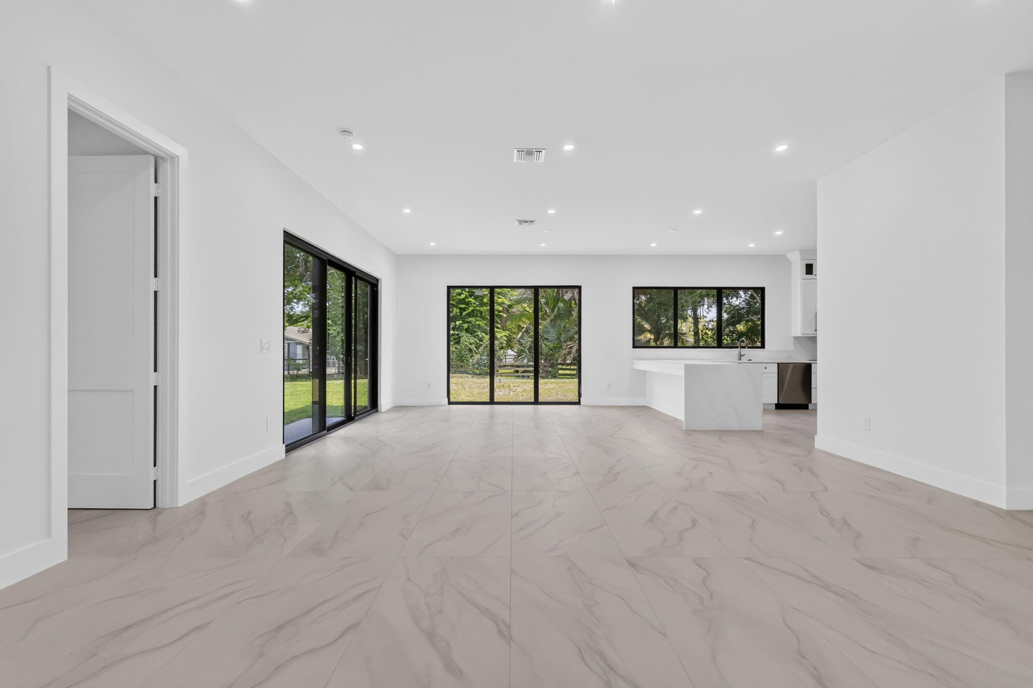 PALM BEACH FARMS CO 3 - Residential