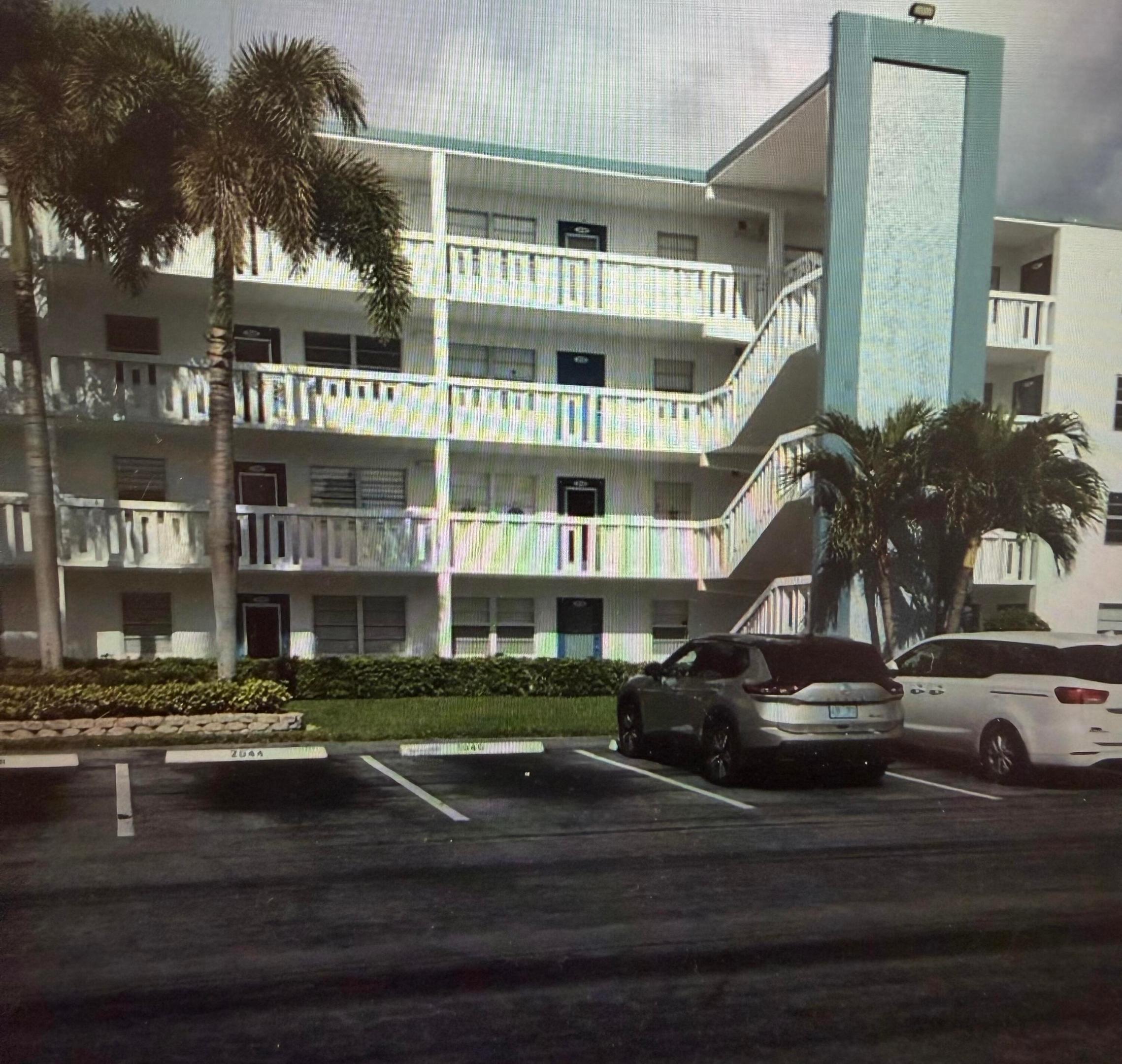 EXETER AT CENTURY VILLAGE CONDO - Residential Lease
