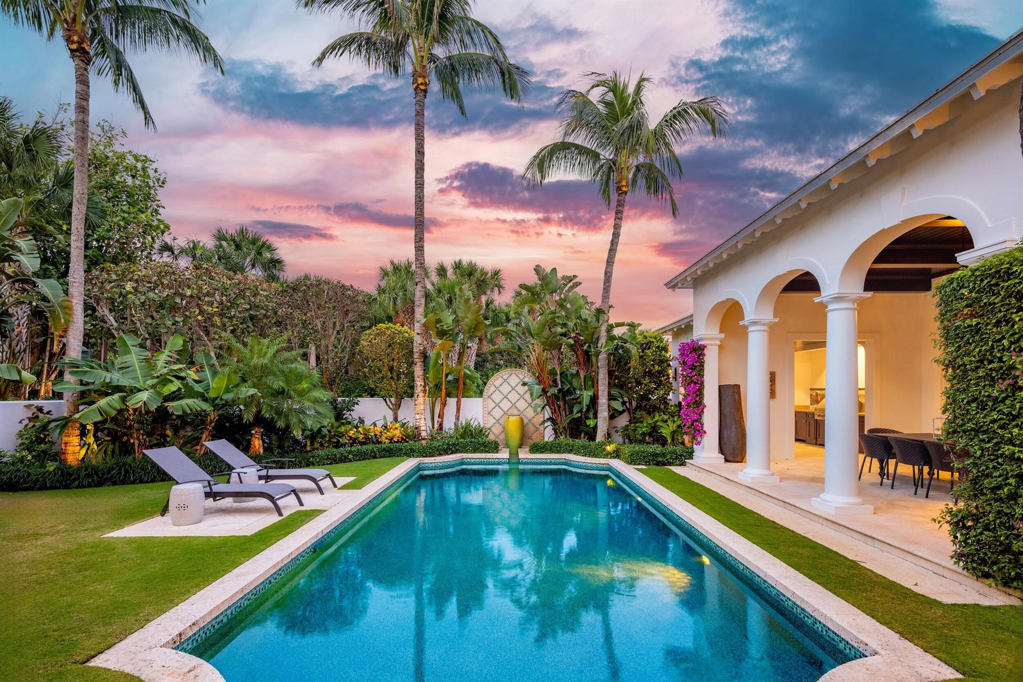 JUPITER ISLAND - Residential
