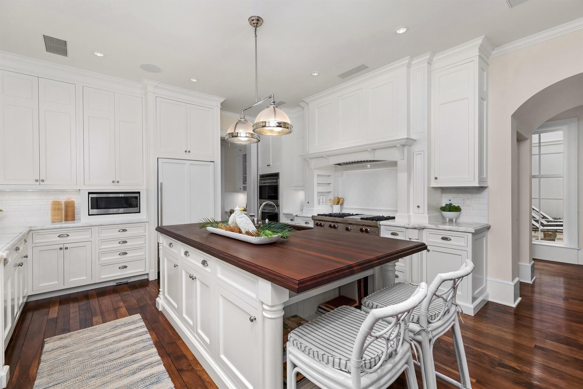 JUPITER ISLAND - Residential