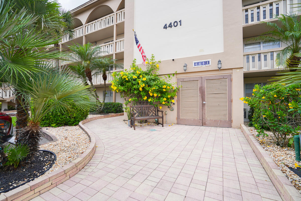 MARTINIQUE VILLAGE II D CONDO - Residential