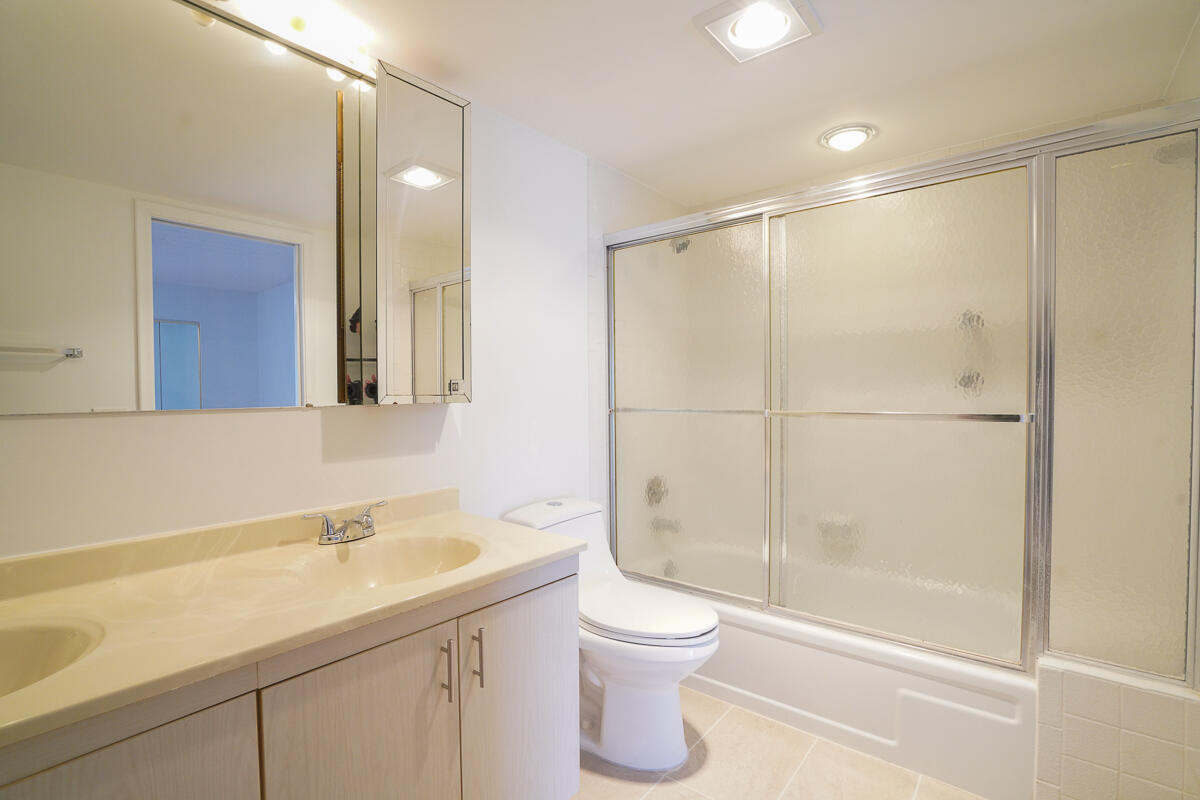MARTINIQUE VILLAGE II D CONDO - Residential