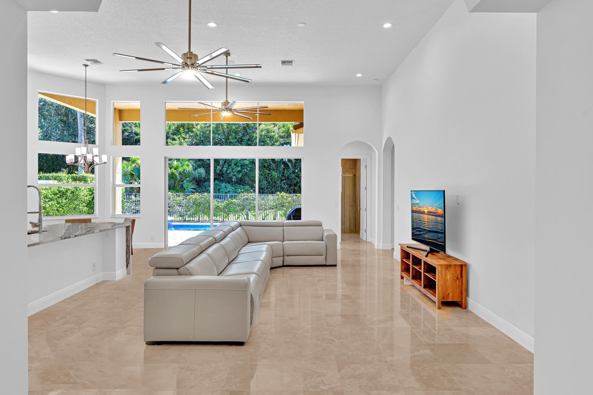 DELRAY TRAINING CENTER PUD PAR G - Residential