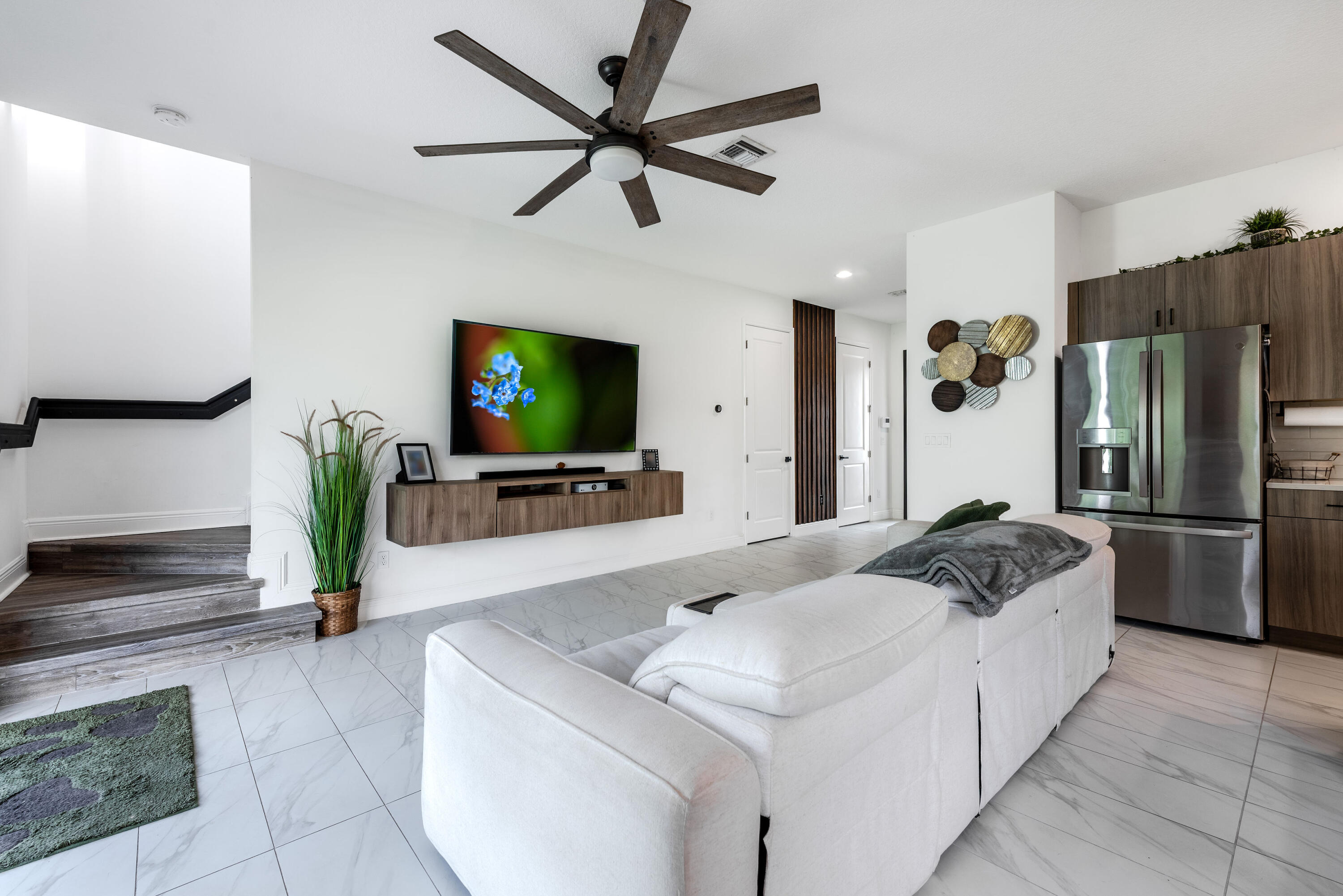 SKY COVE - Residential
