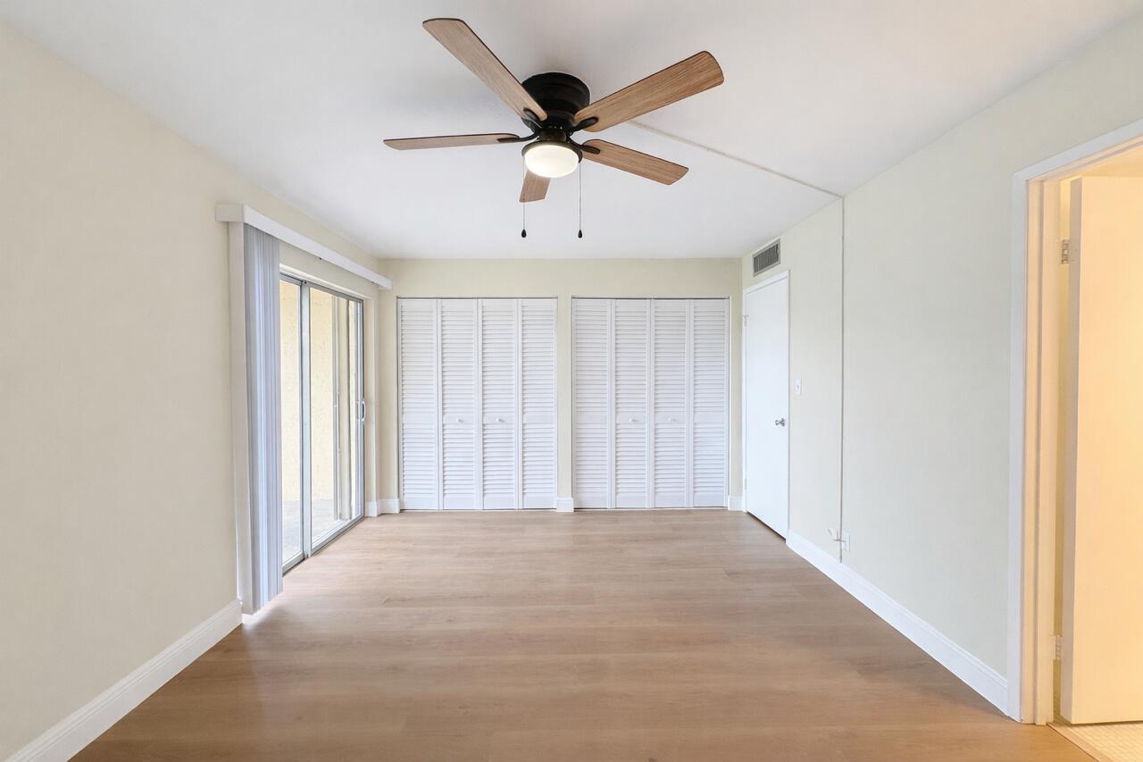 VILLAGE GREEN HAMPTON CONDO - Residential Lease