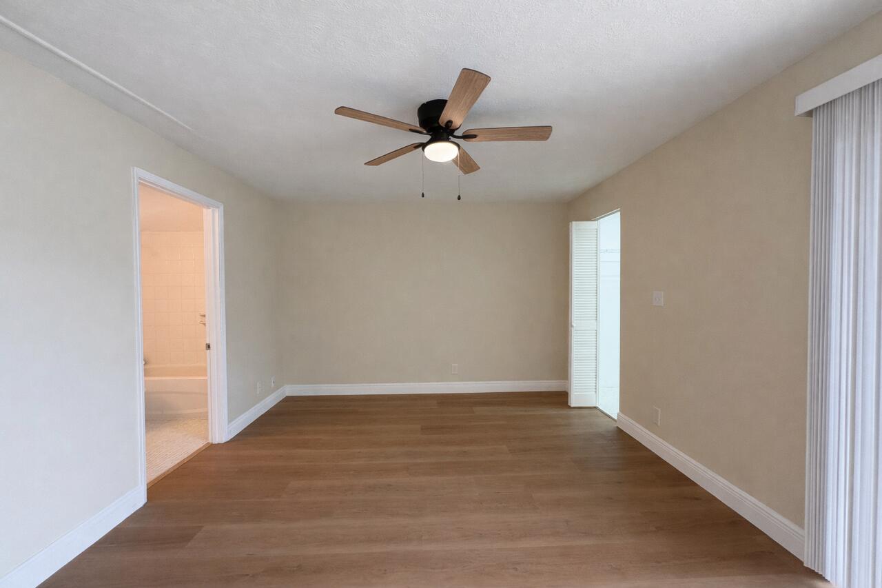 VILLAGE GREEN HAMPTON CONDO - Residential Lease