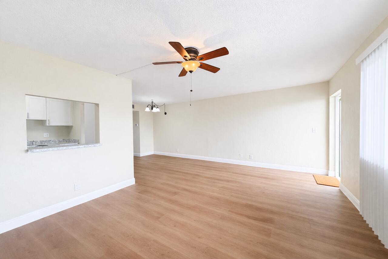 VILLAGE GREEN HAMPTON CONDO - Residential Lease