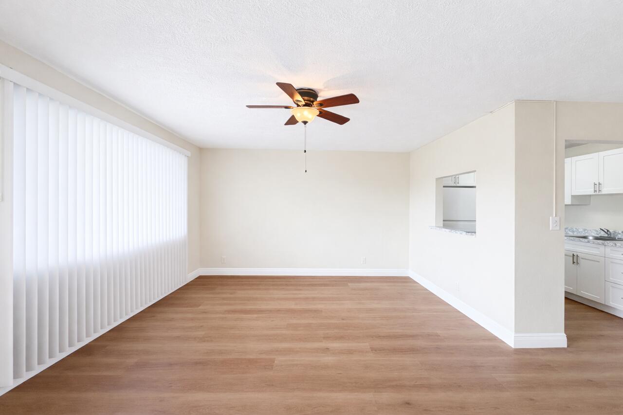 VILLAGE GREEN HAMPTON CONDO - Residential Lease